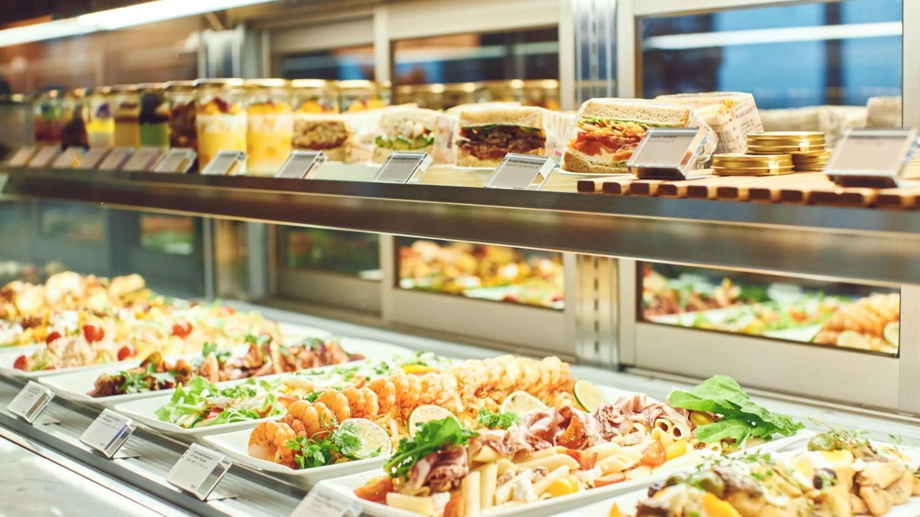 Restaurant/places to eat in ANA InterContinental Ishigaki Resort by IHG