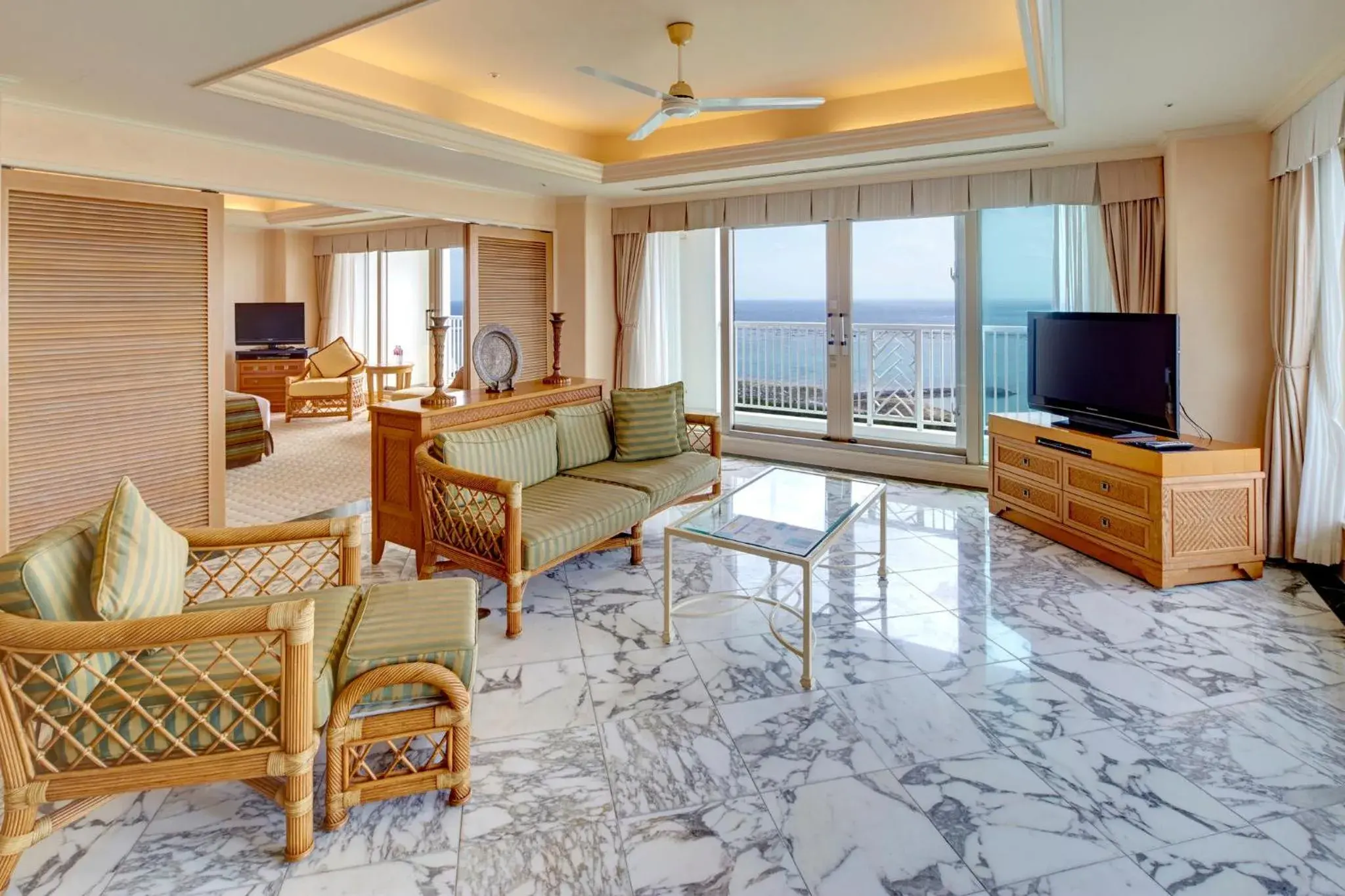 One-Bedroom Horizon Suite - Ocean Wing in ANA InterContinental Ishigaki Resort by IHG One-Bedroom Horizon Suite - Ocean Wing in ANA InterContinental Ishigaki Resort by IHG