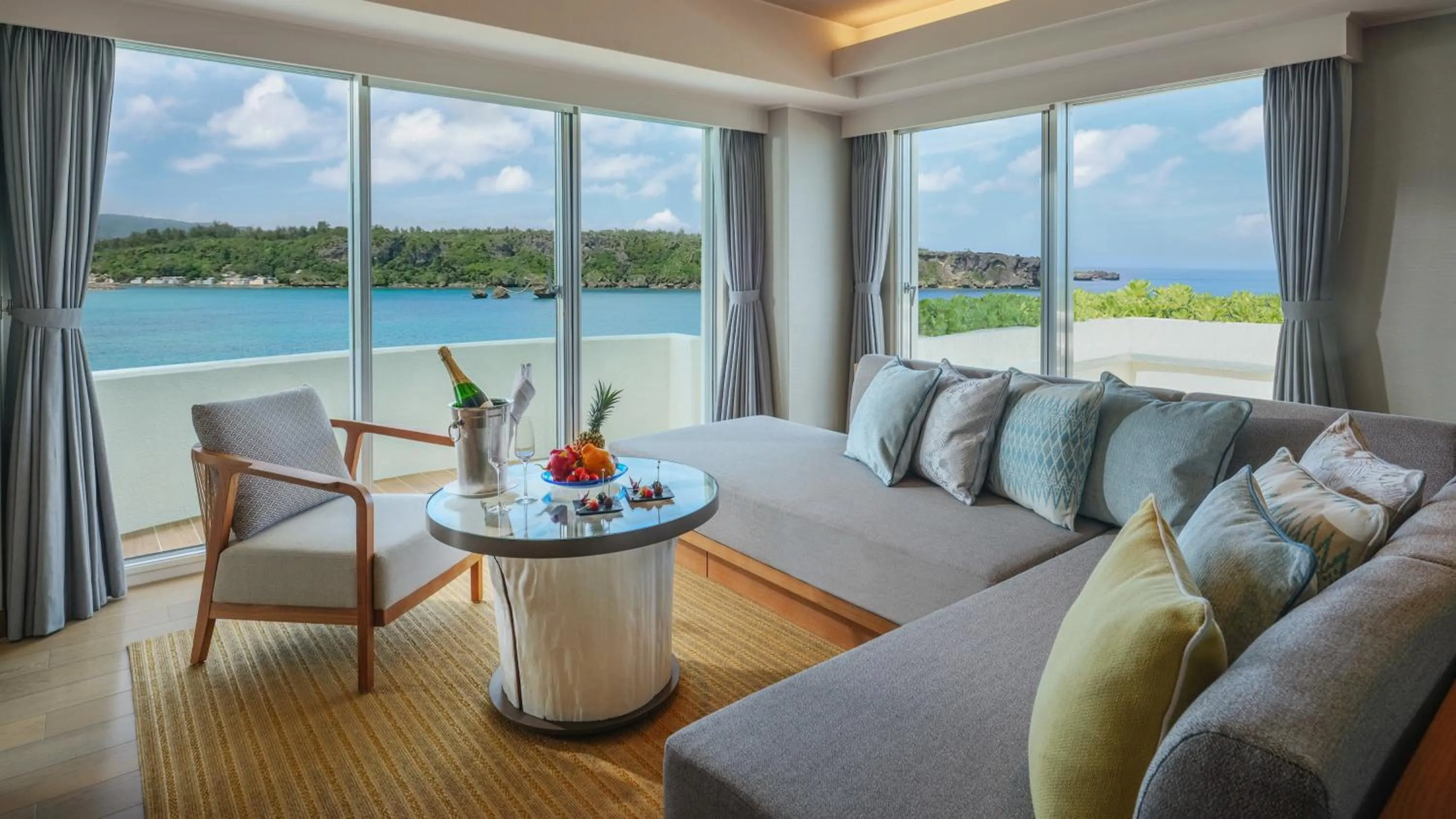 Photo of the whole room in ANA InterContinental Manza Beach Resort by IHG