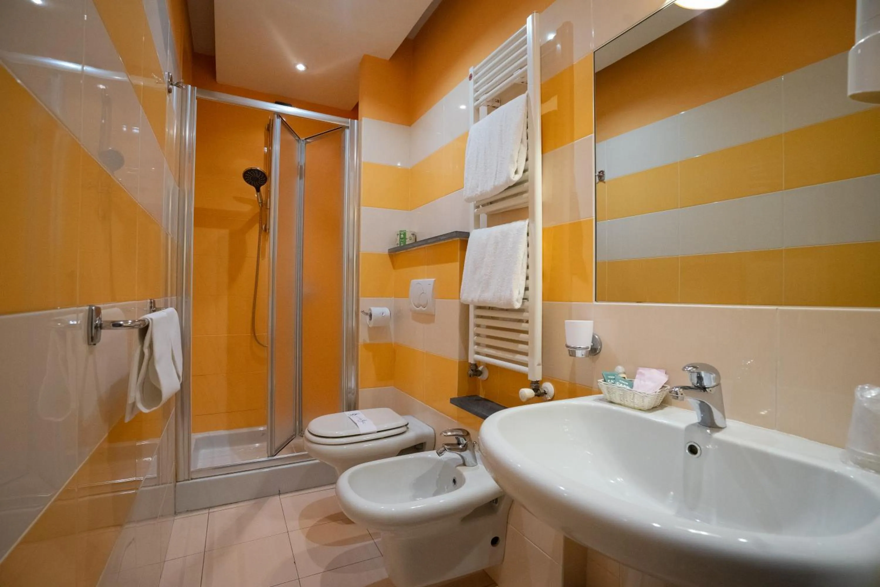 Shower in Hotel Bernardino