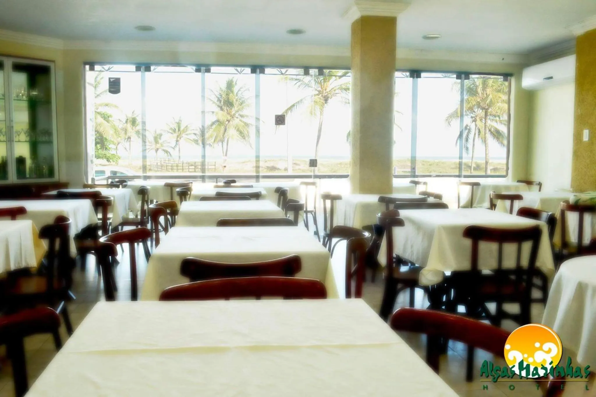Restaurant/places to eat in Hotel Algas Marinhas