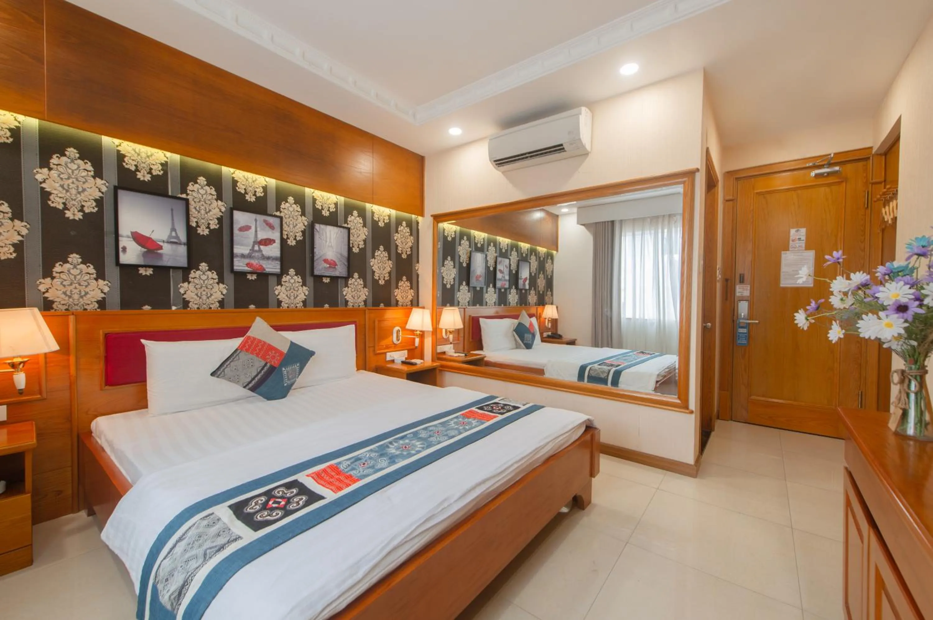 Photo of the whole room, Bed in Anh Dao Hotel