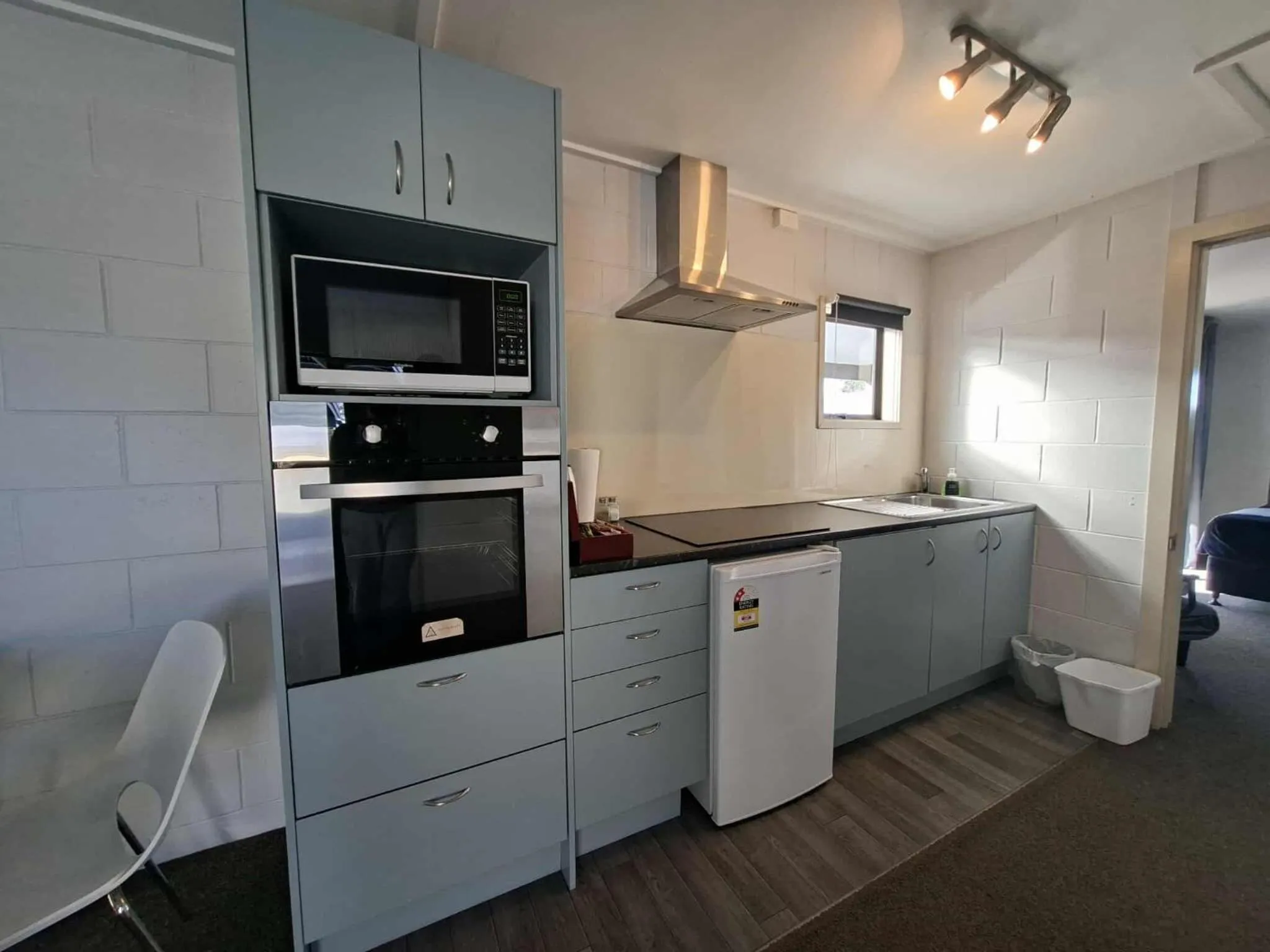 Kitchen or kitchenette in Mackenzie Motels