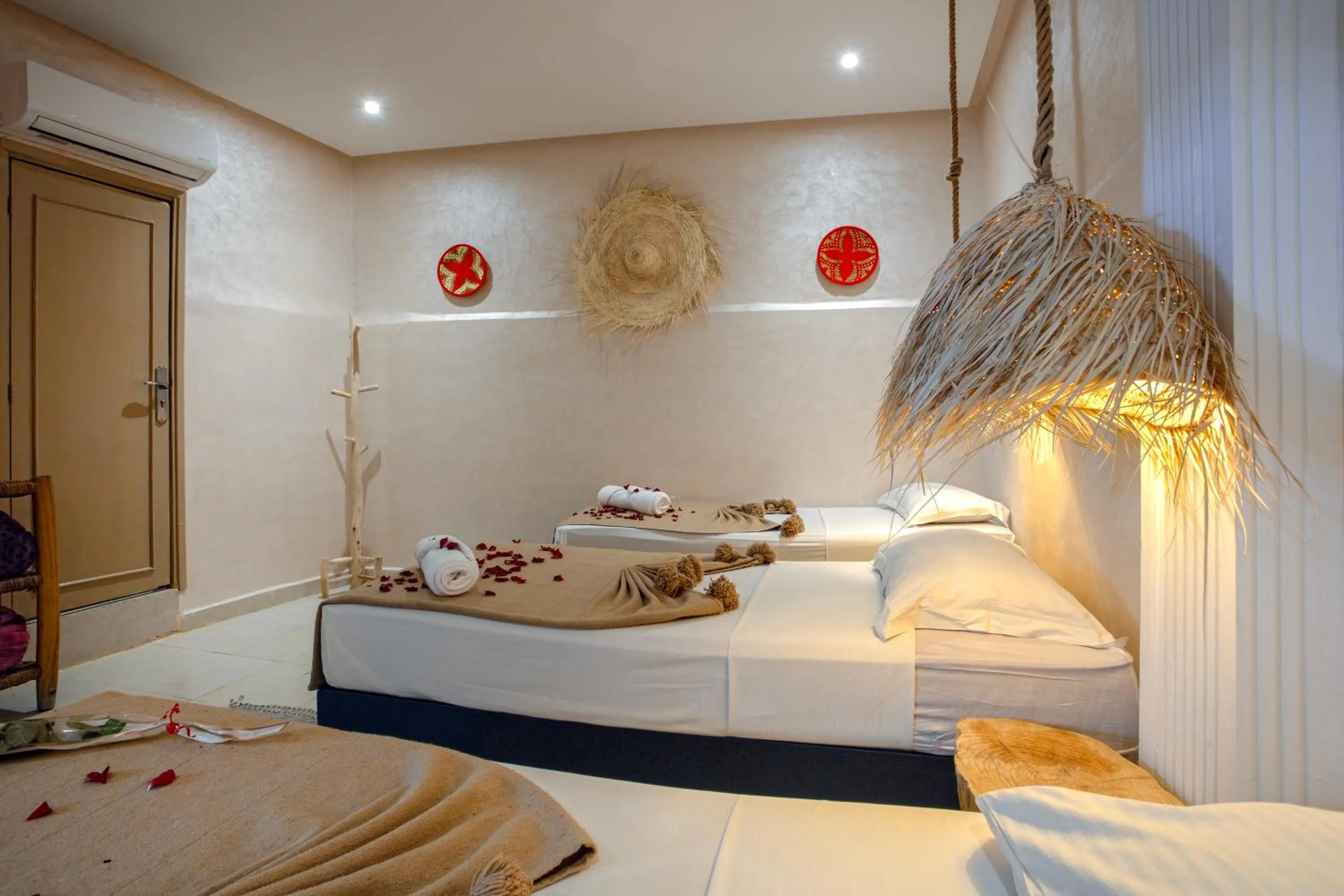 Bed in Riad El Kennaria