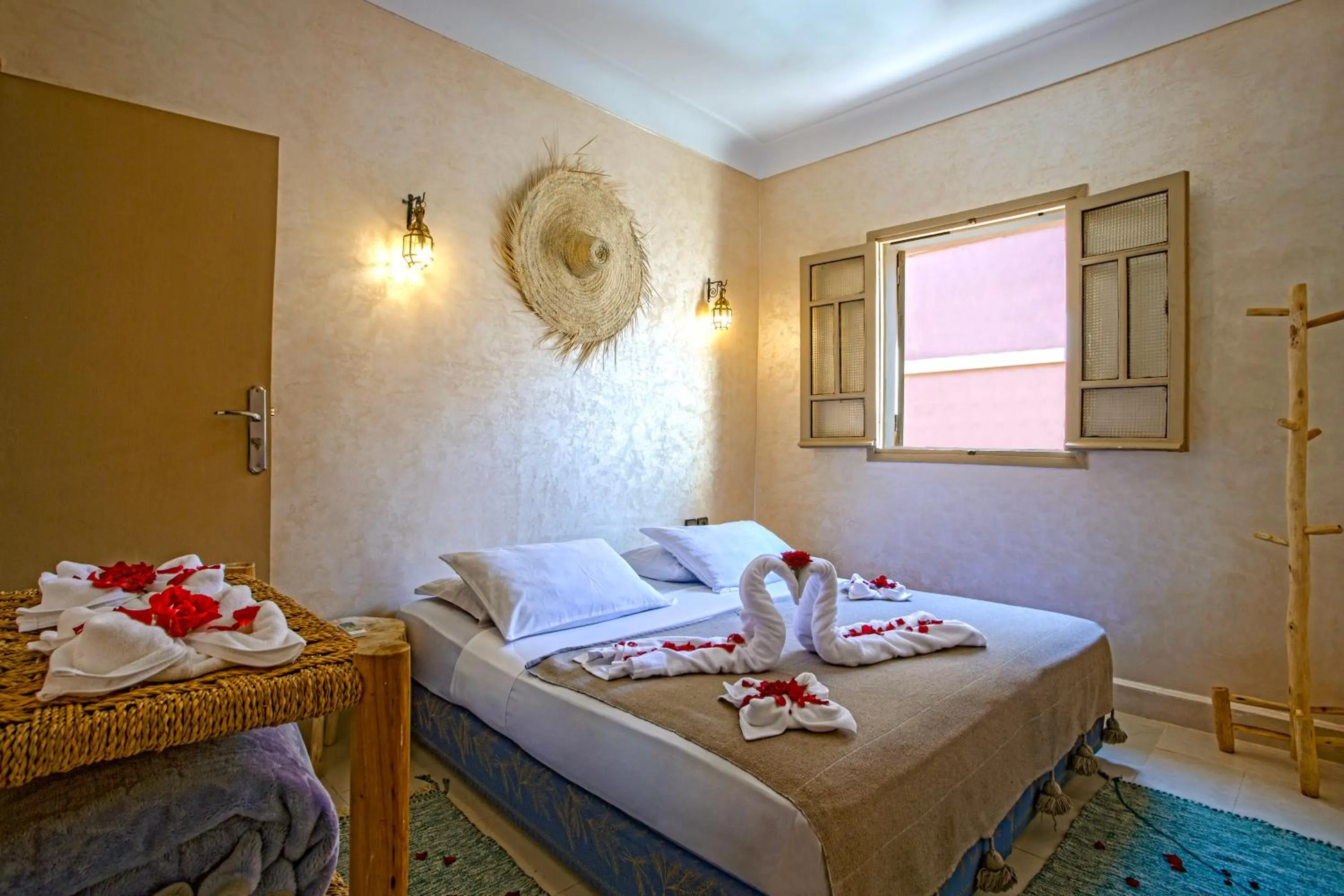 Bed in Riad El Kennaria