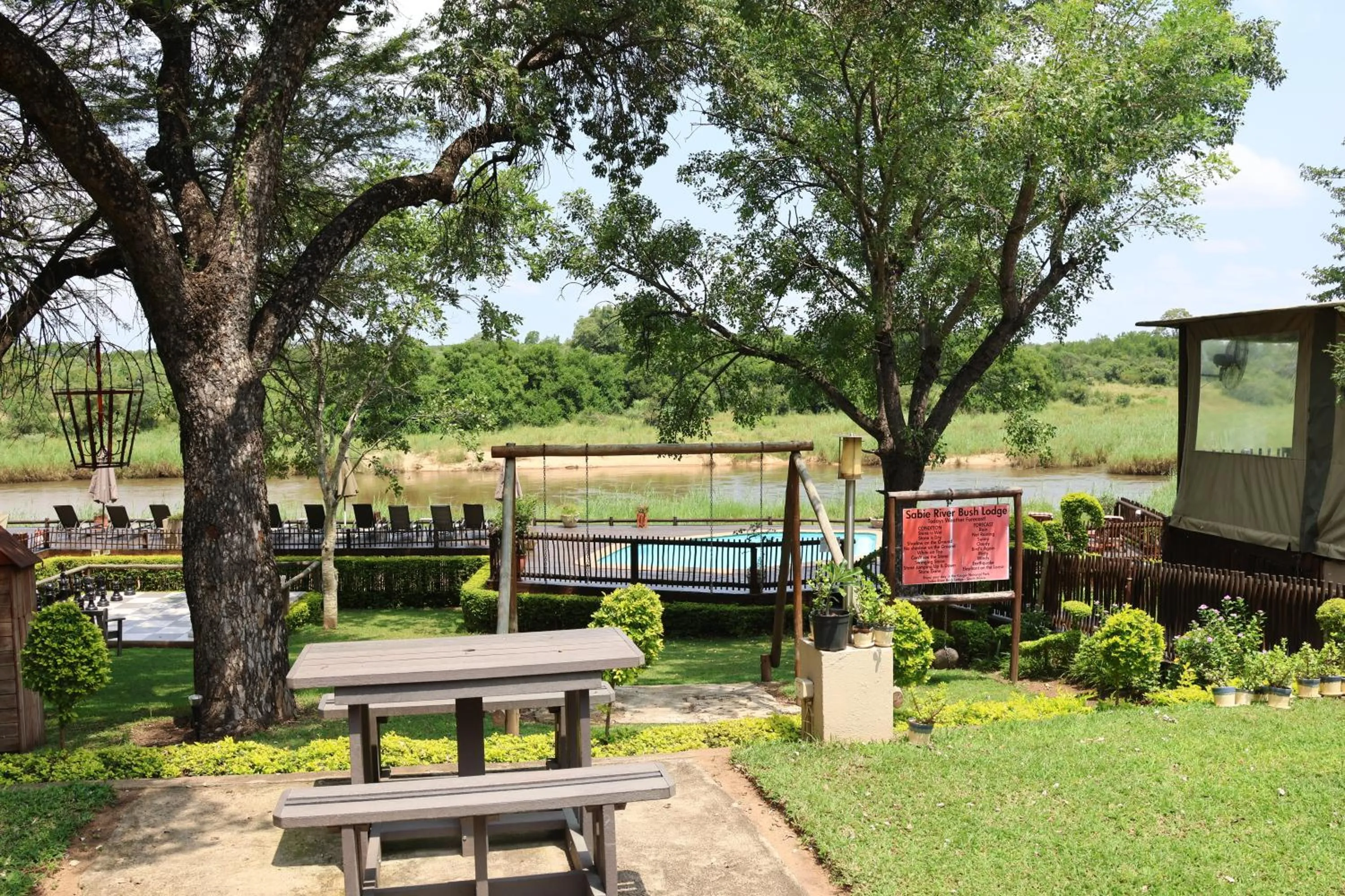 Garden view in Sabie River Bush Lodge