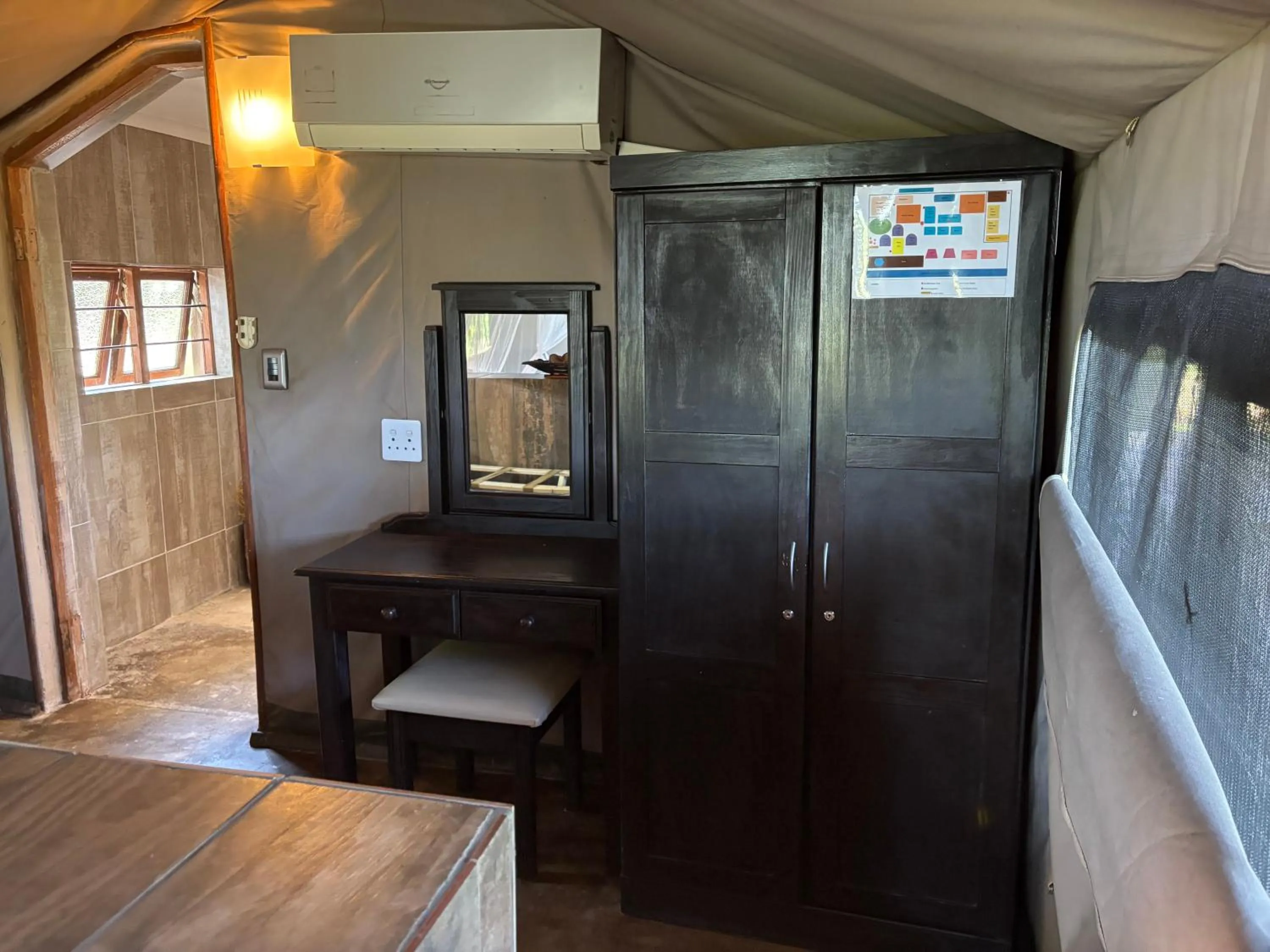 wardrobe in Sabie River Bush Lodge