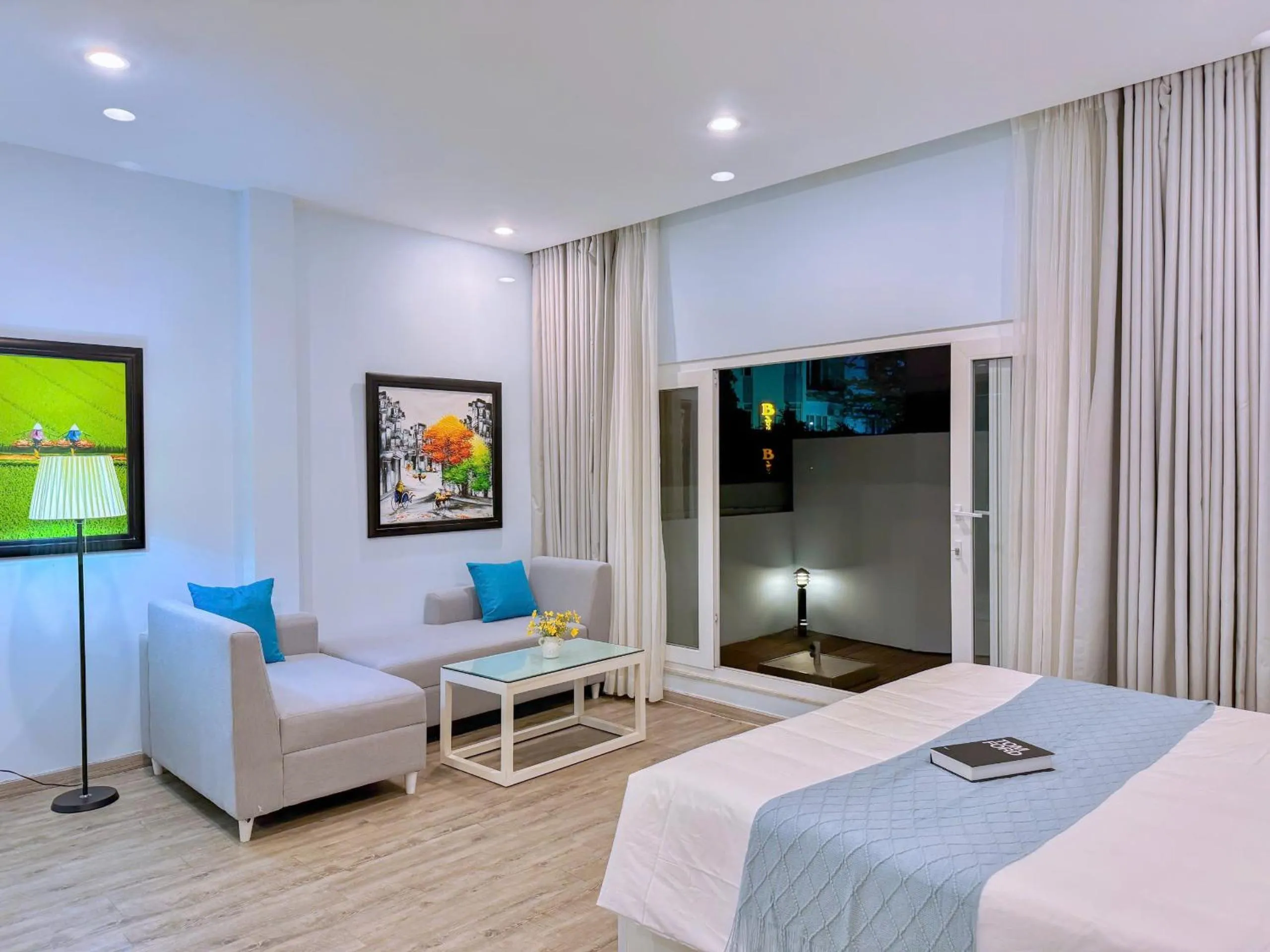 Bed in The Wind Mountainside Hotel