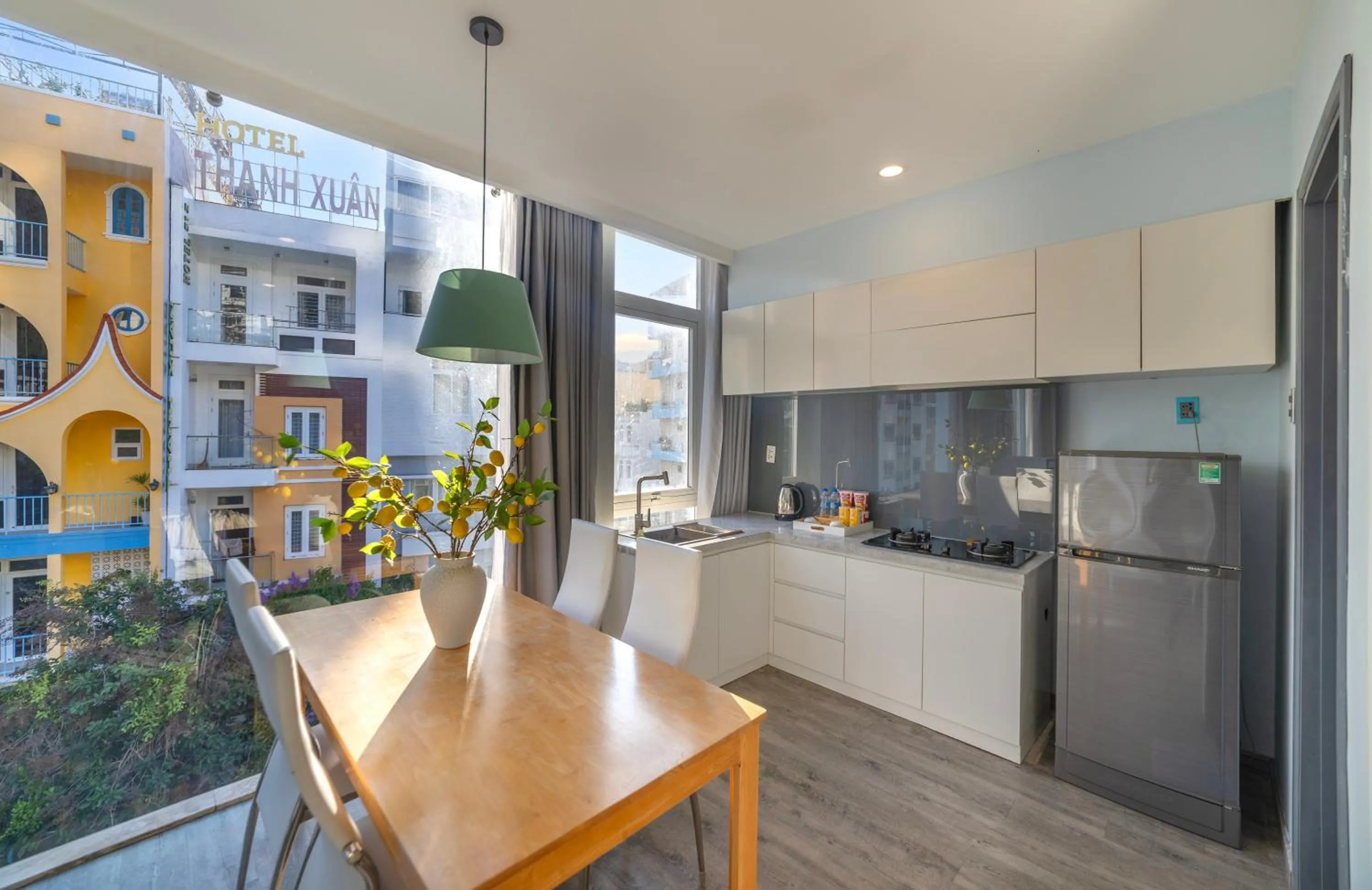 Kitchen or kitchenette in Hese Boutique Hotel & Apartment