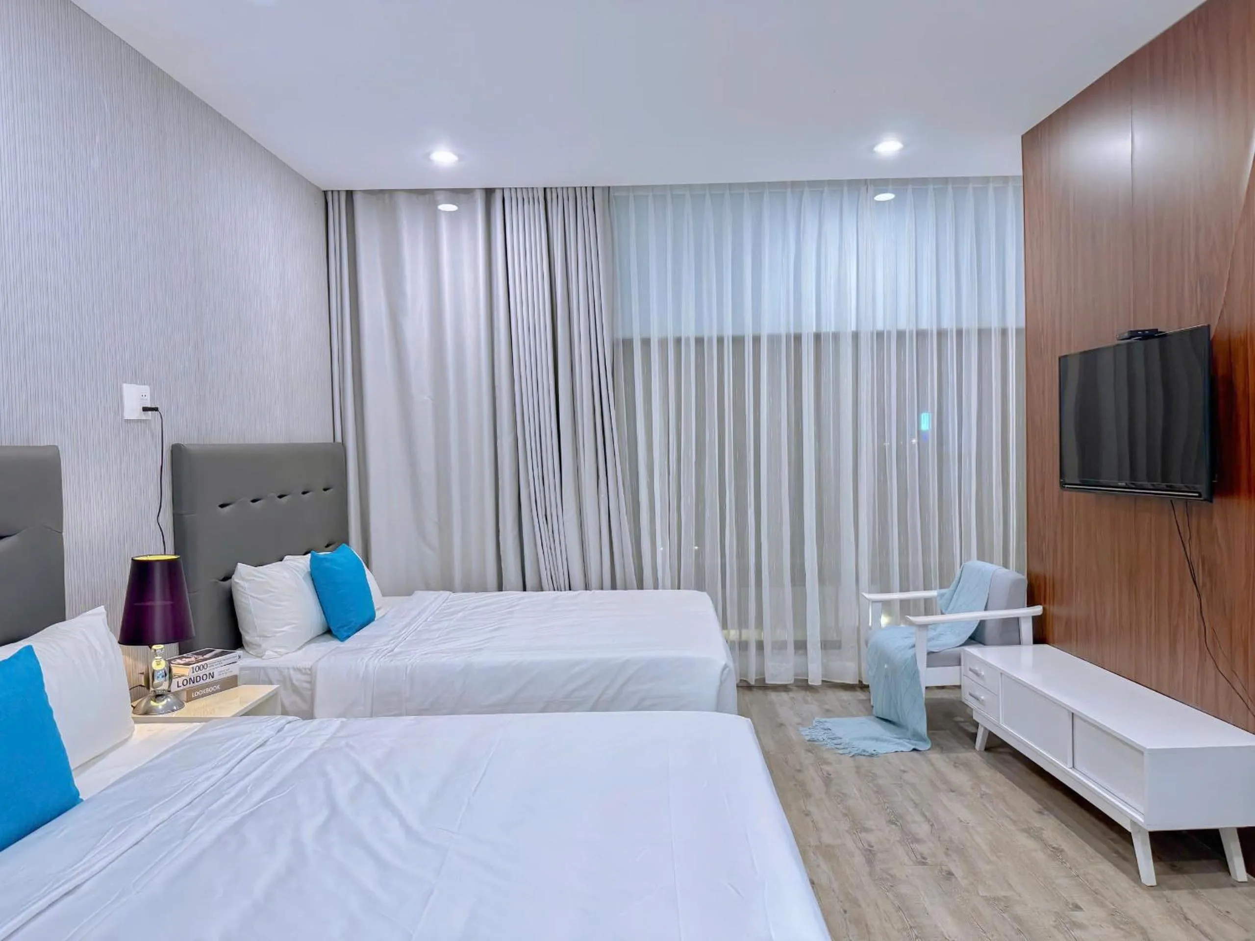 Bed in The Wind Mountainside Hotel