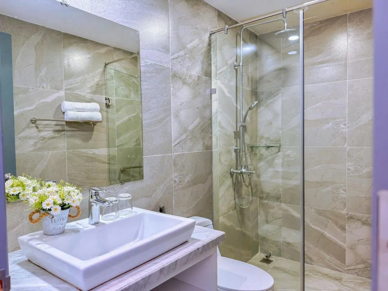 The Wind Mountainside Hotel