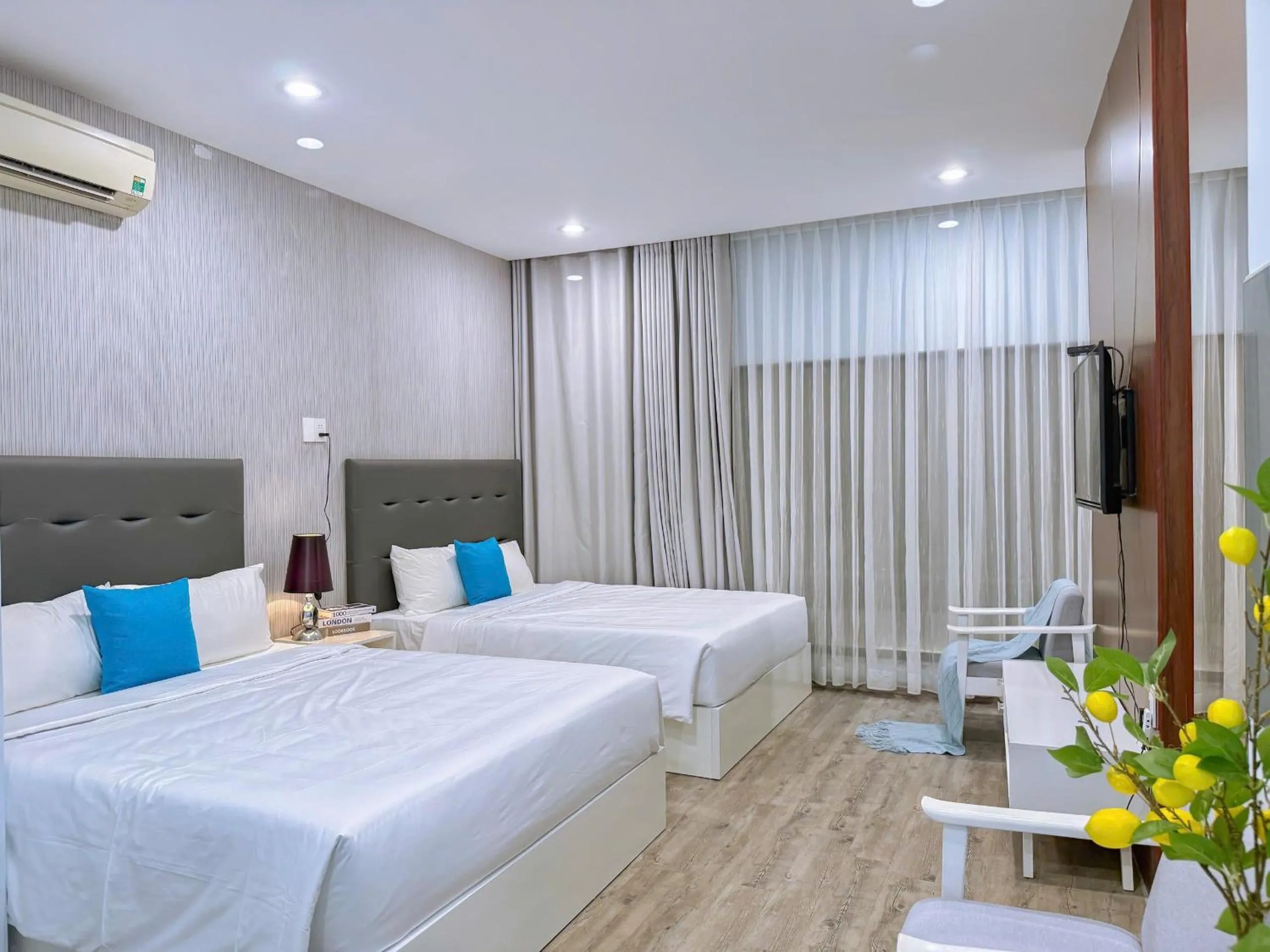 Bed in The Wind Mountainside Hotel