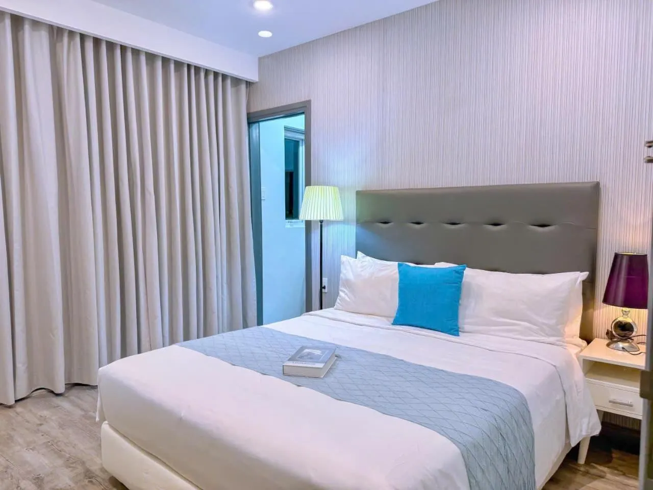 Bed in The Wind Mountainside Hotel