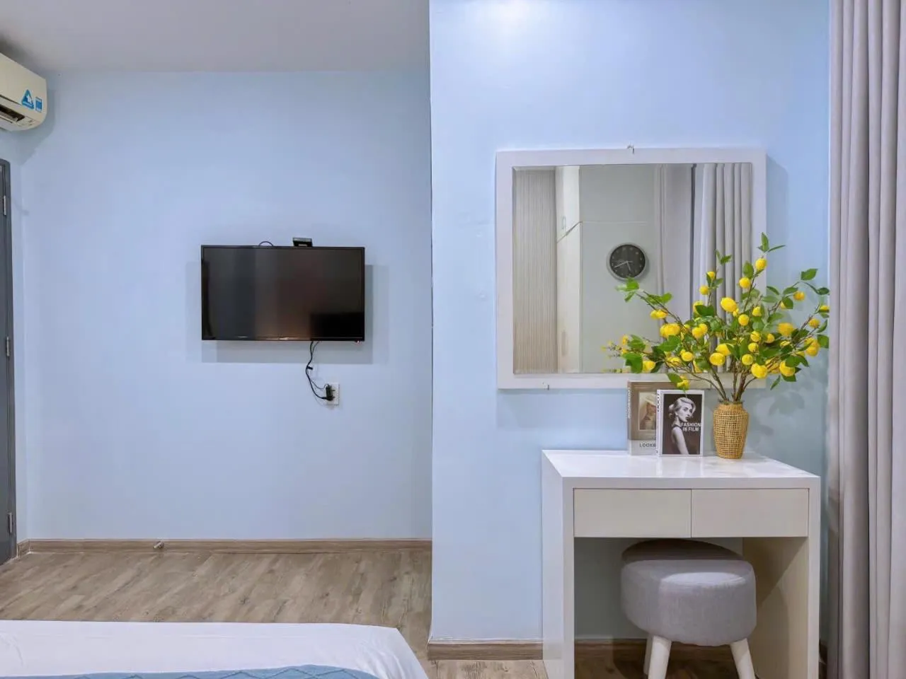 Bed in The Wind Mountainside Hotel