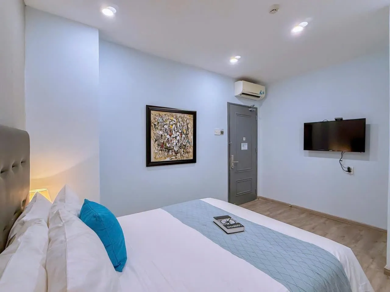 Bed in The Wind Mountainside Hotel