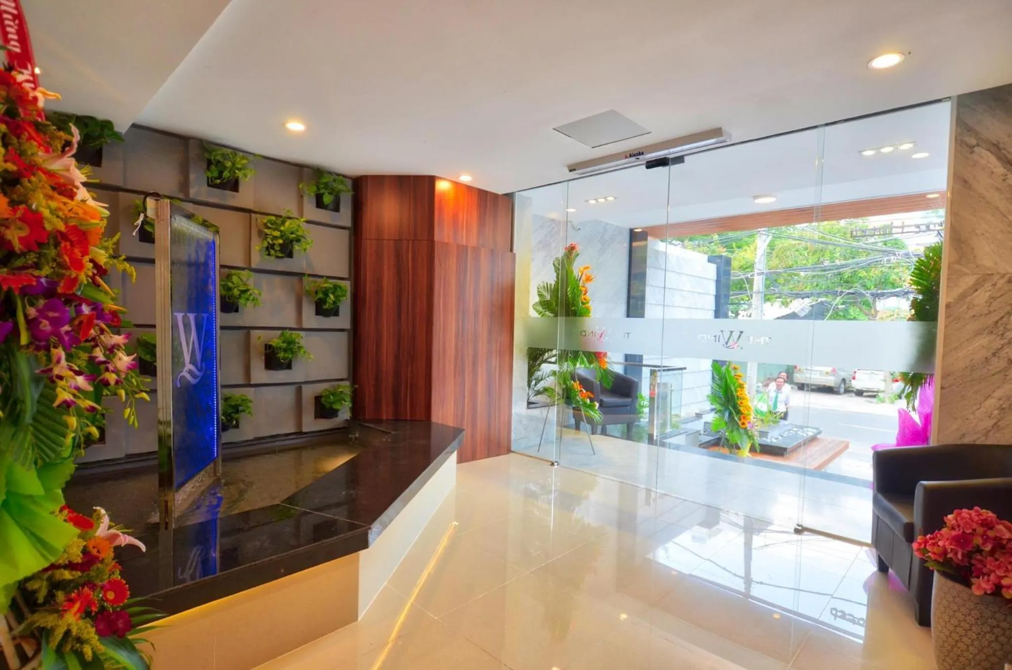 The Wind Mountainside Hotel