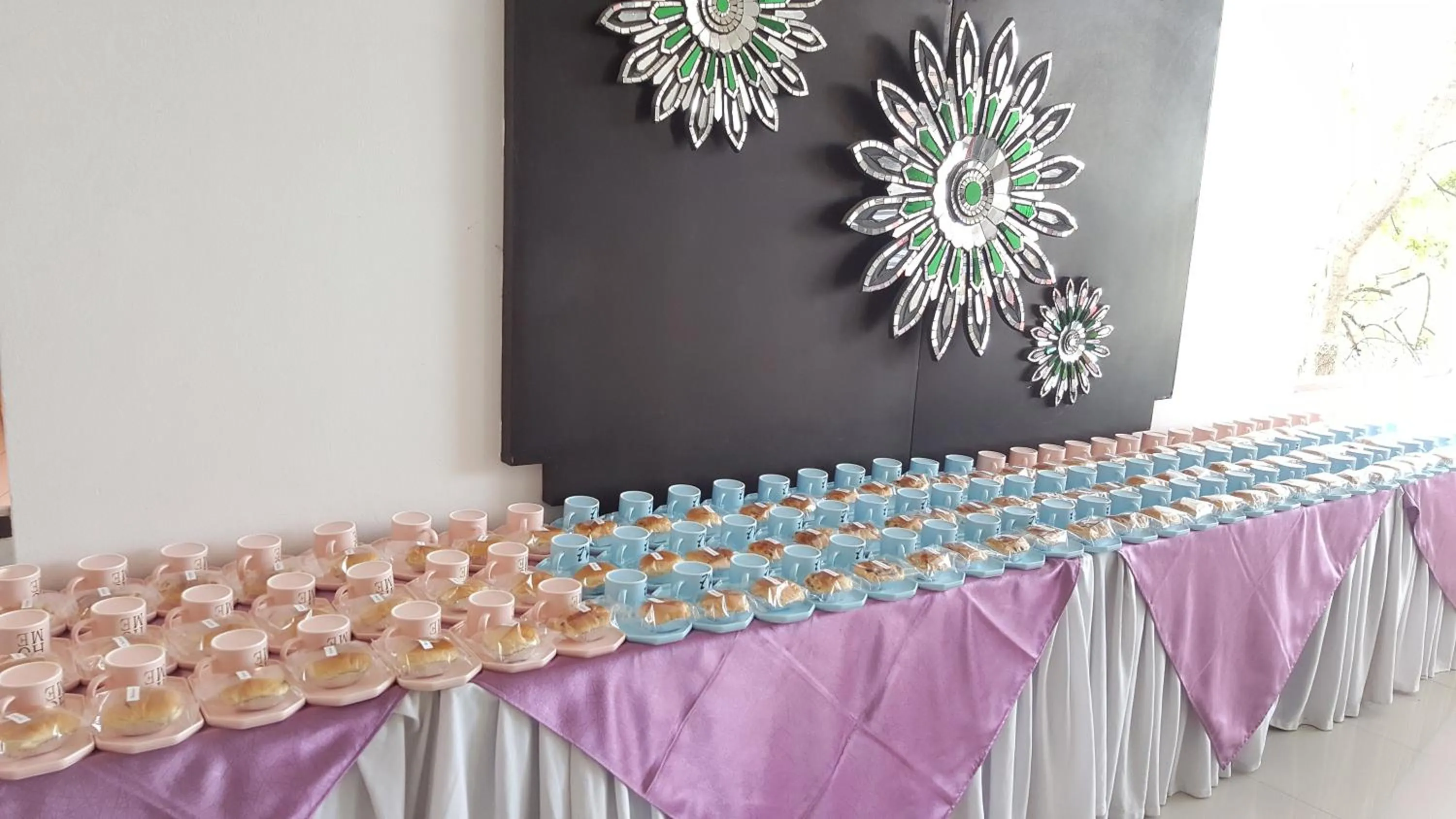 Food and drinks in Kasalong Resort and Spa Pattaya