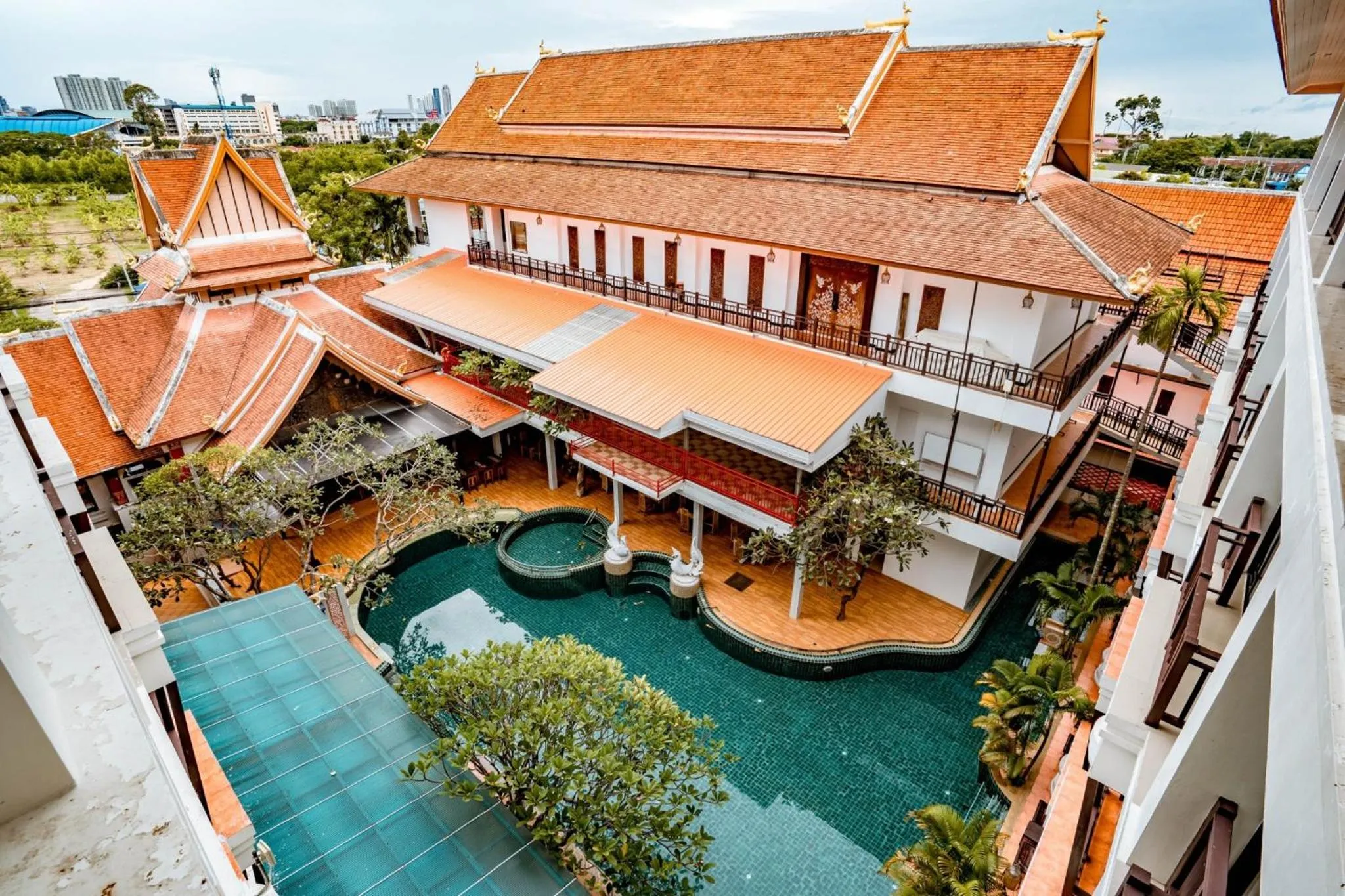Pool view in Kasalong Resort and Spa Pattaya