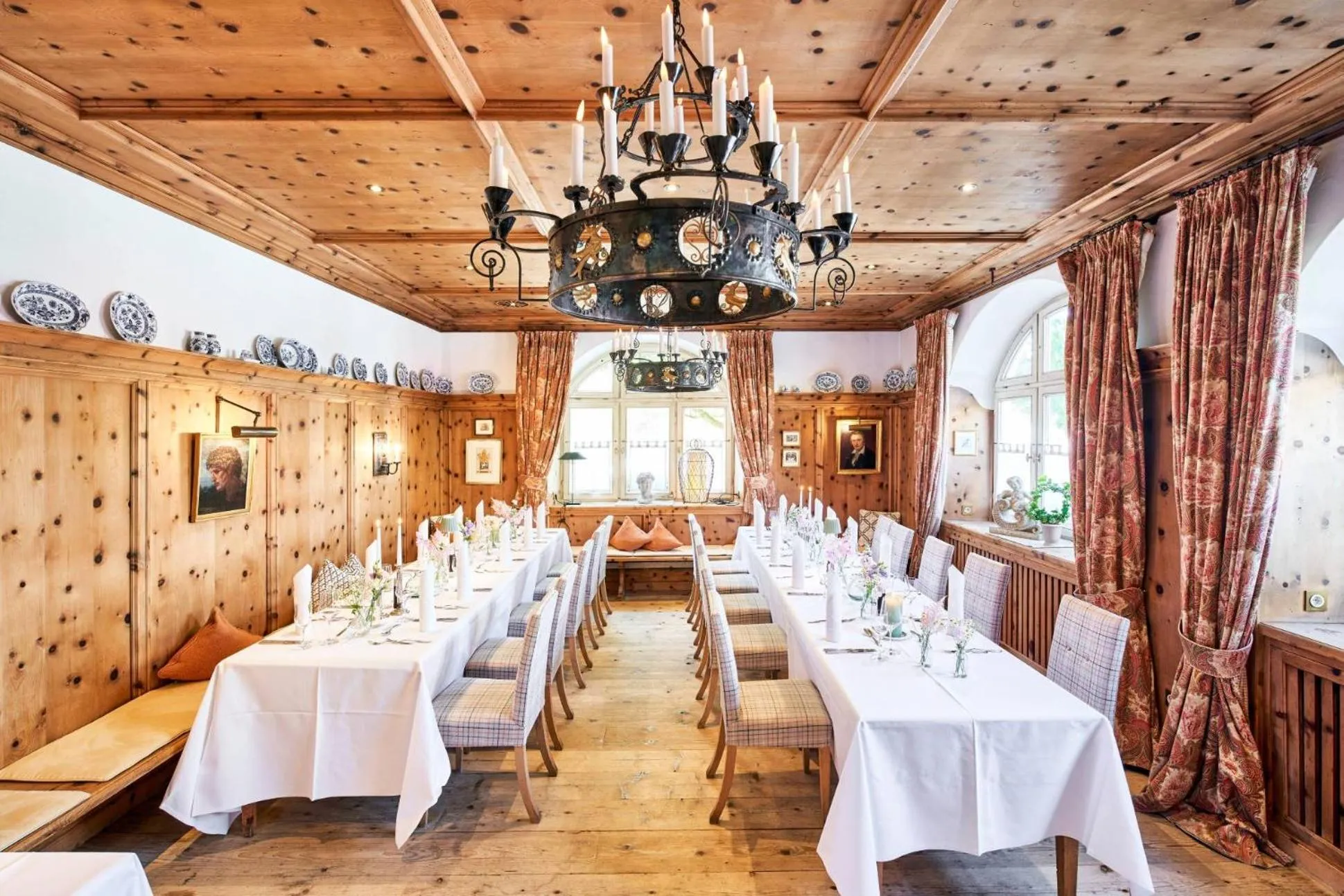 Restaurant/places to eat in Hotel Gutsgasthof Stangl