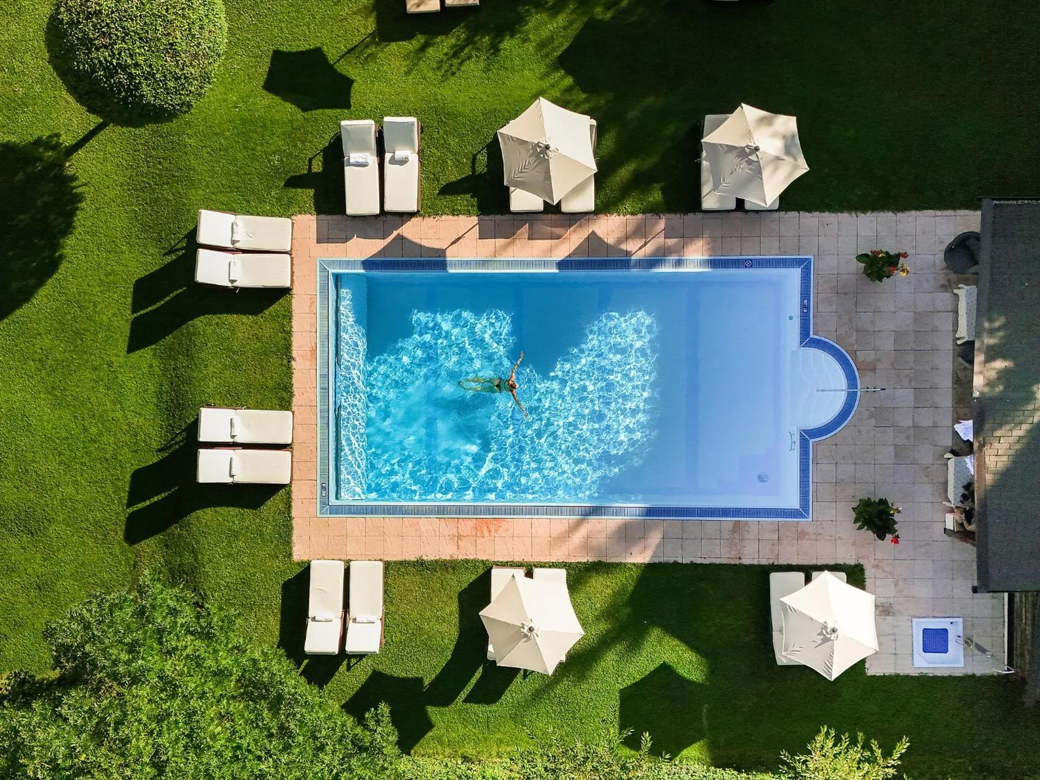 Garden in Alpenhotel Tirolerhof