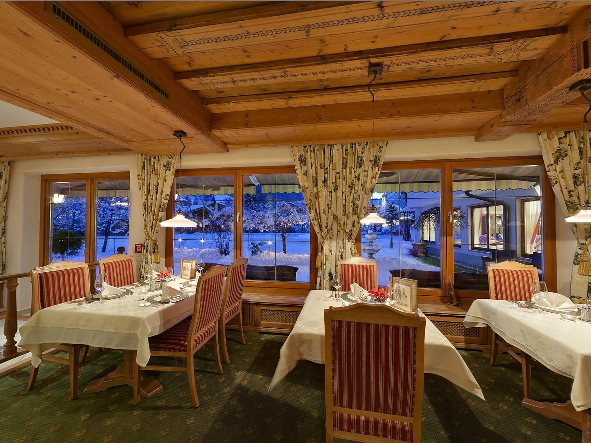 Restaurant/places to eat in Alpenhotel Tirolerhof