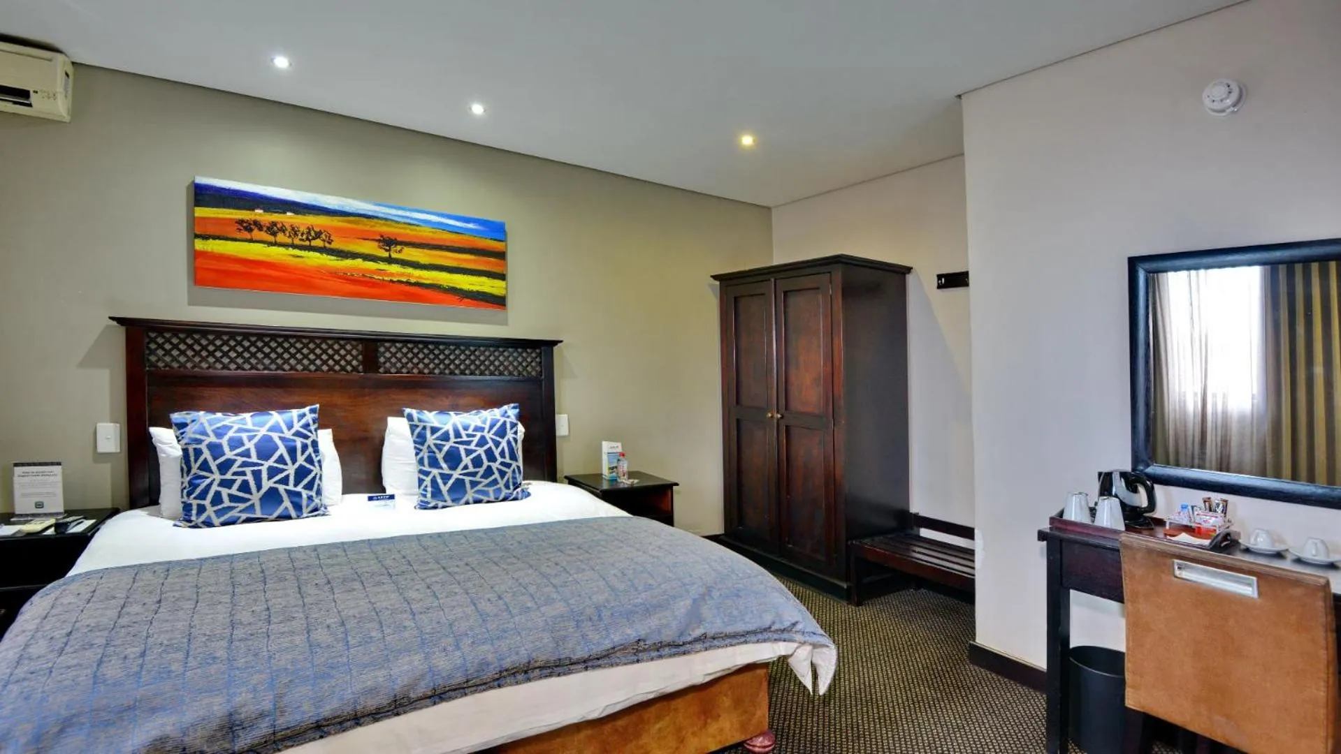 Bed in ANEW Hotel Witbank Emalahleni