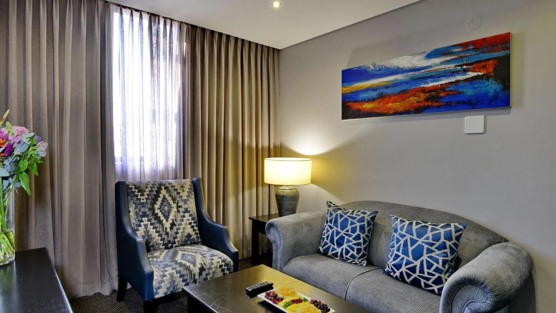 Seating area in ANEW Hotel Witbank Emalahleni