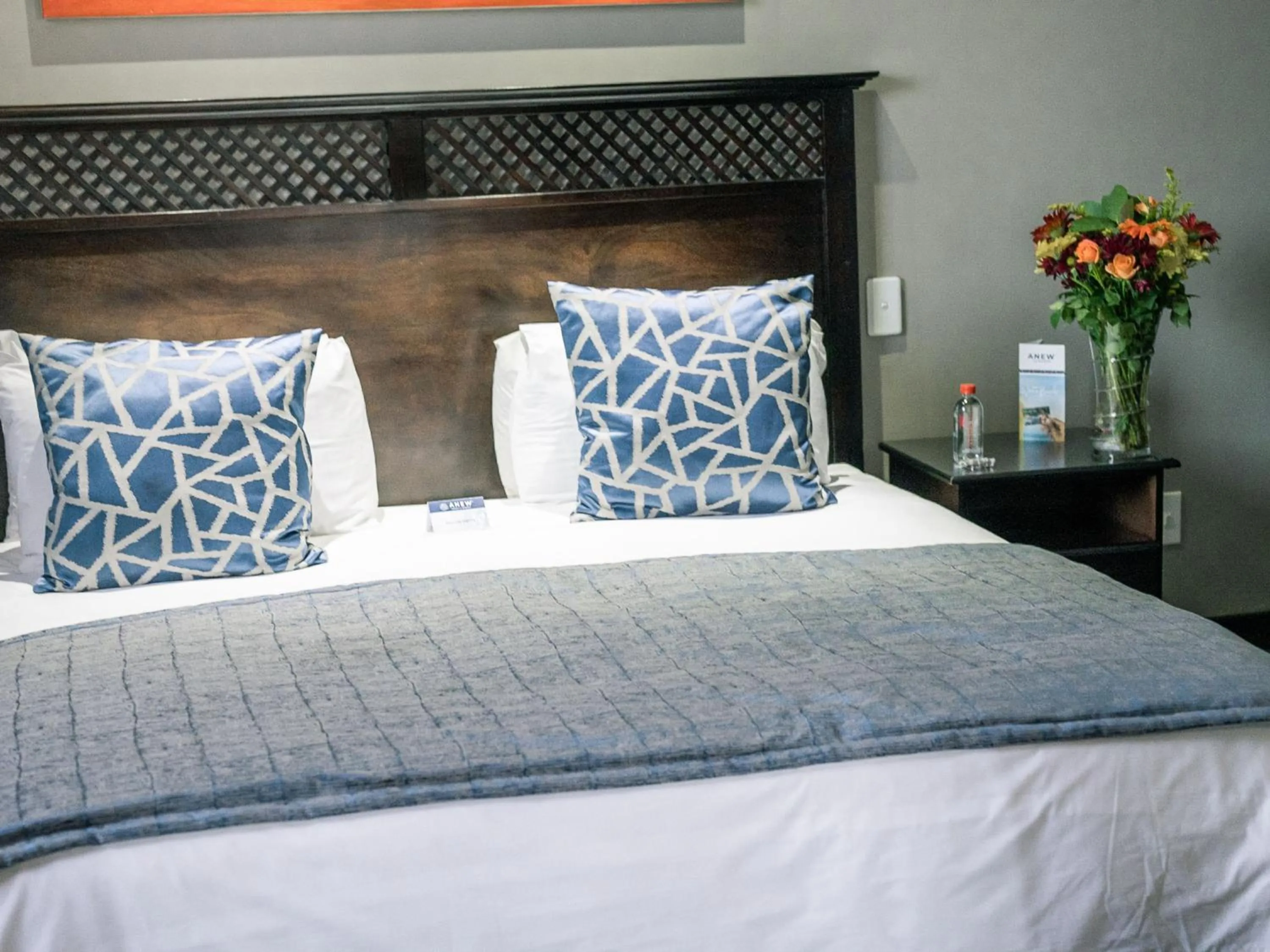 Bed in ANEW Hotel Witbank Emalahleni