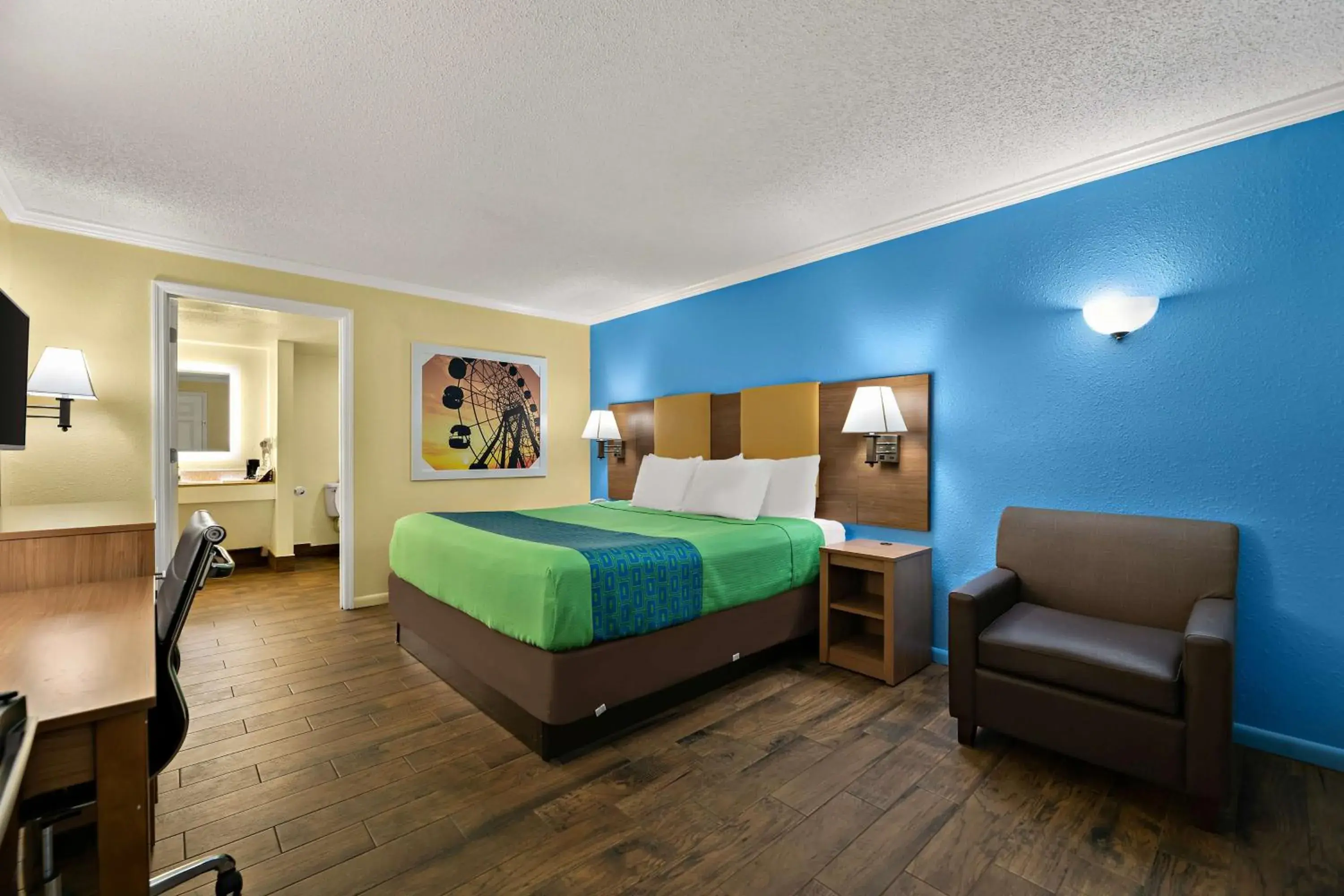 King Room with Roll-in Shower - Disability Access - Non-Smoking in SureStay Hotel by Best Western Clermont Theme Park West King Room with Roll-in Shower - Disability Access - Non-Smoking in SureStay Hotel by Best Western Clermont Theme Park West