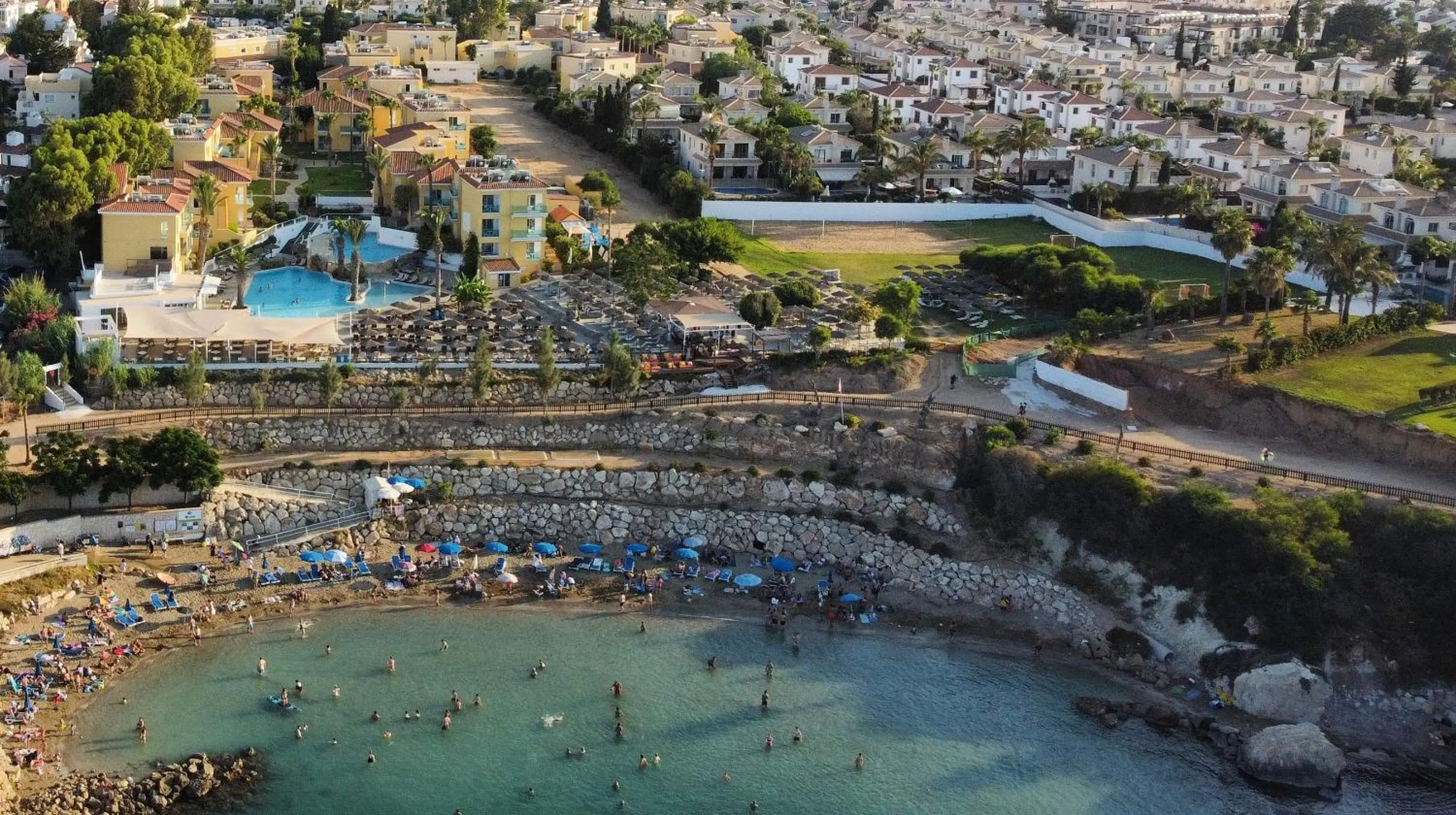 Property building in Malama Beach Holiday Village