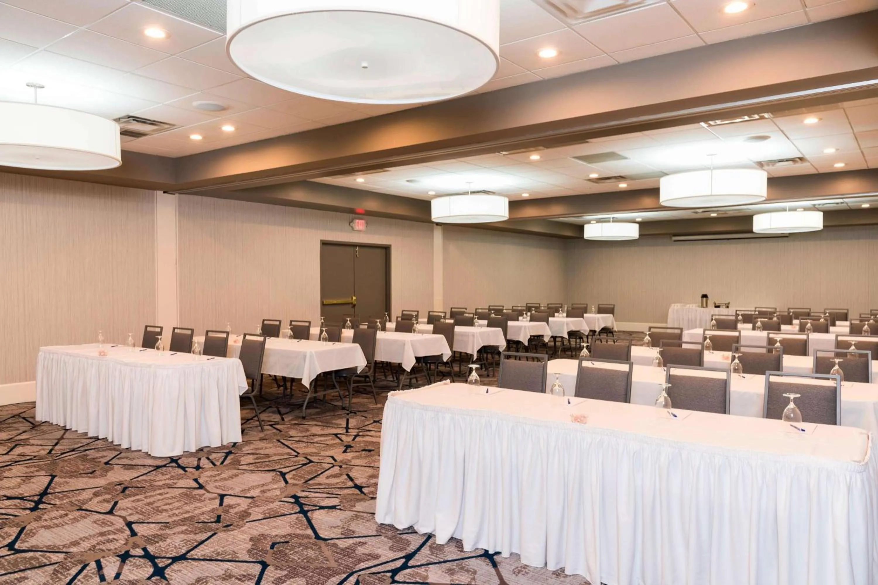 Meeting/conference room in Sonesta Hotel Grand Rapids Airport
