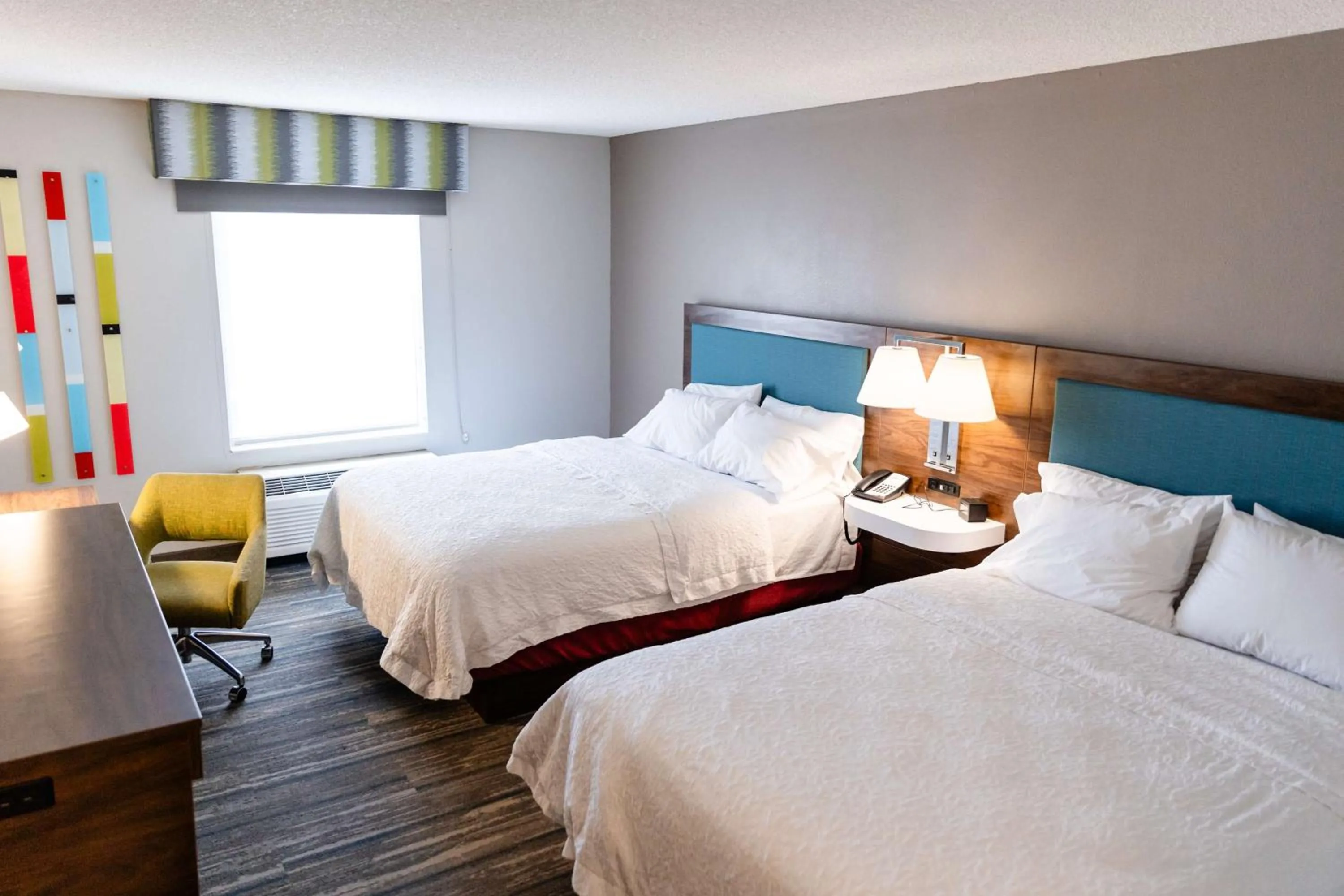 Bed in Hampton Inn & Suites Scottsbluff