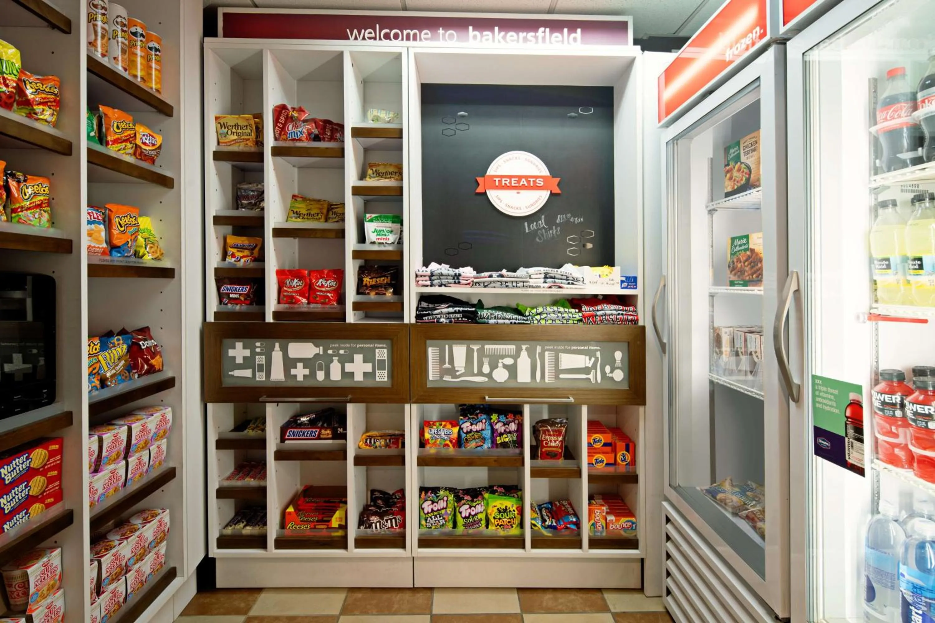 Restaurant/places to eat in Hampton Inn and Suites Bakersfield / Highway 58