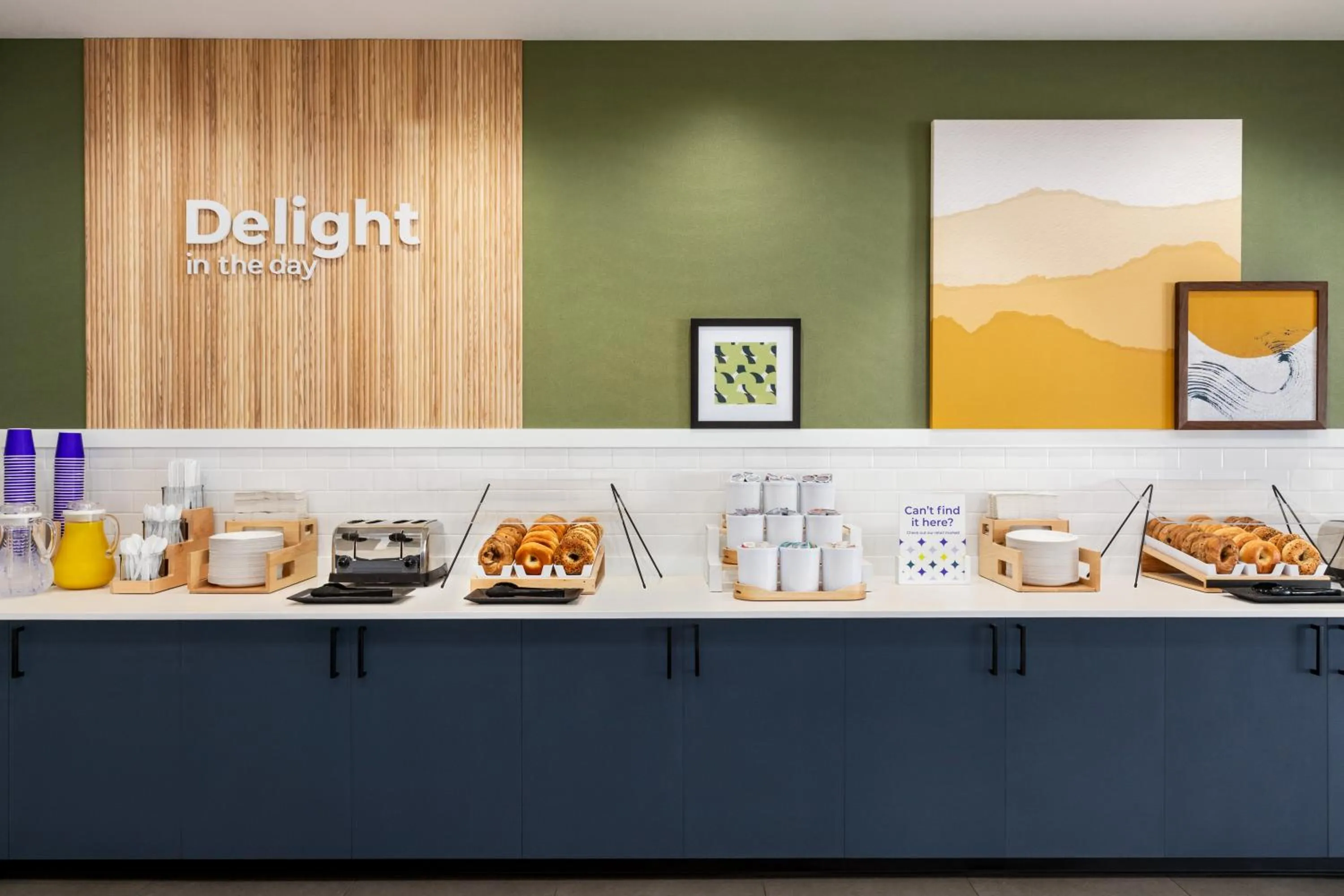 Breakfast in Spark by Hilton Orlando Universal Boulevard