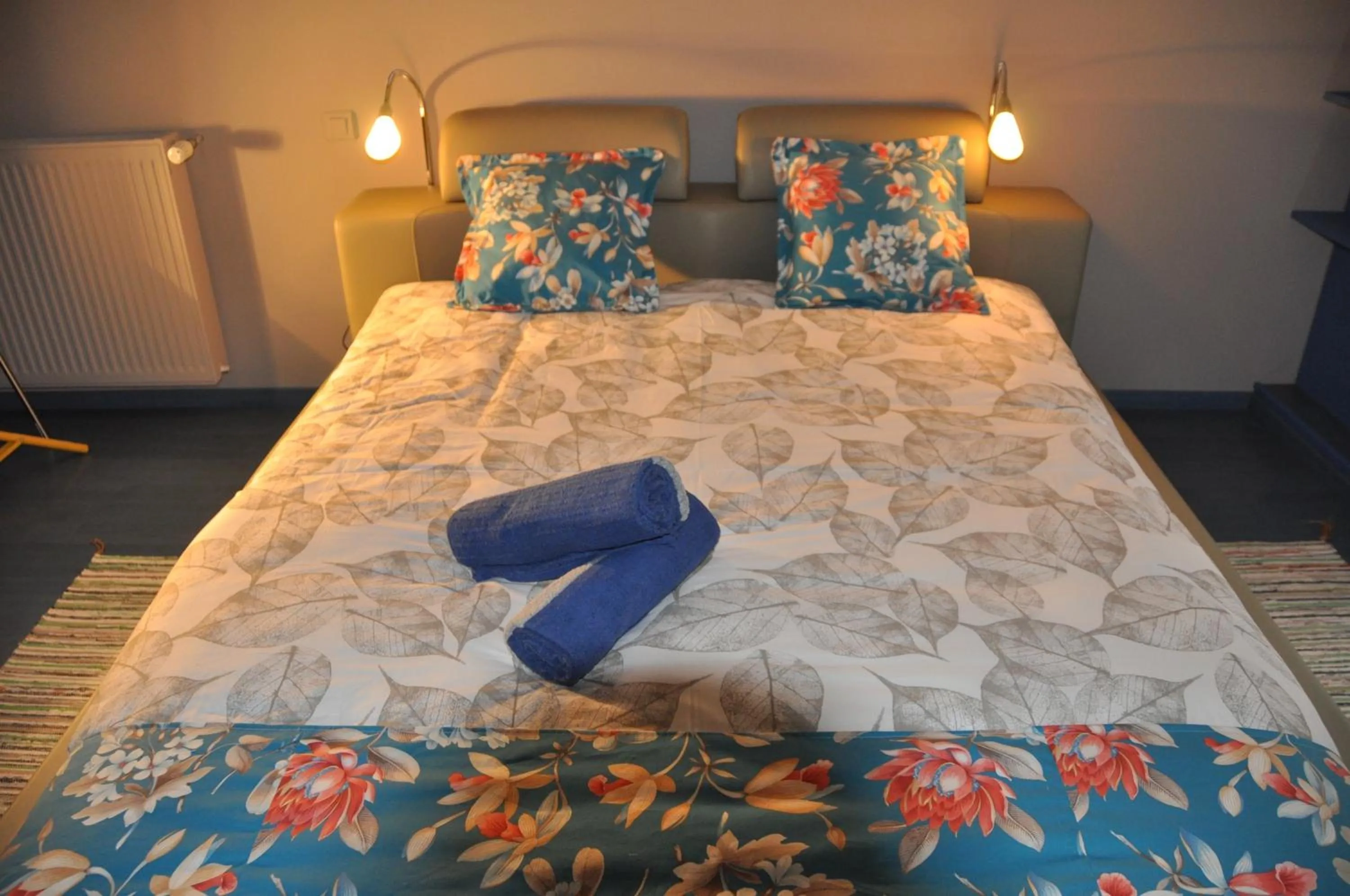 Photo of the whole room, Bed in Chambre d'hôtes Sauternais