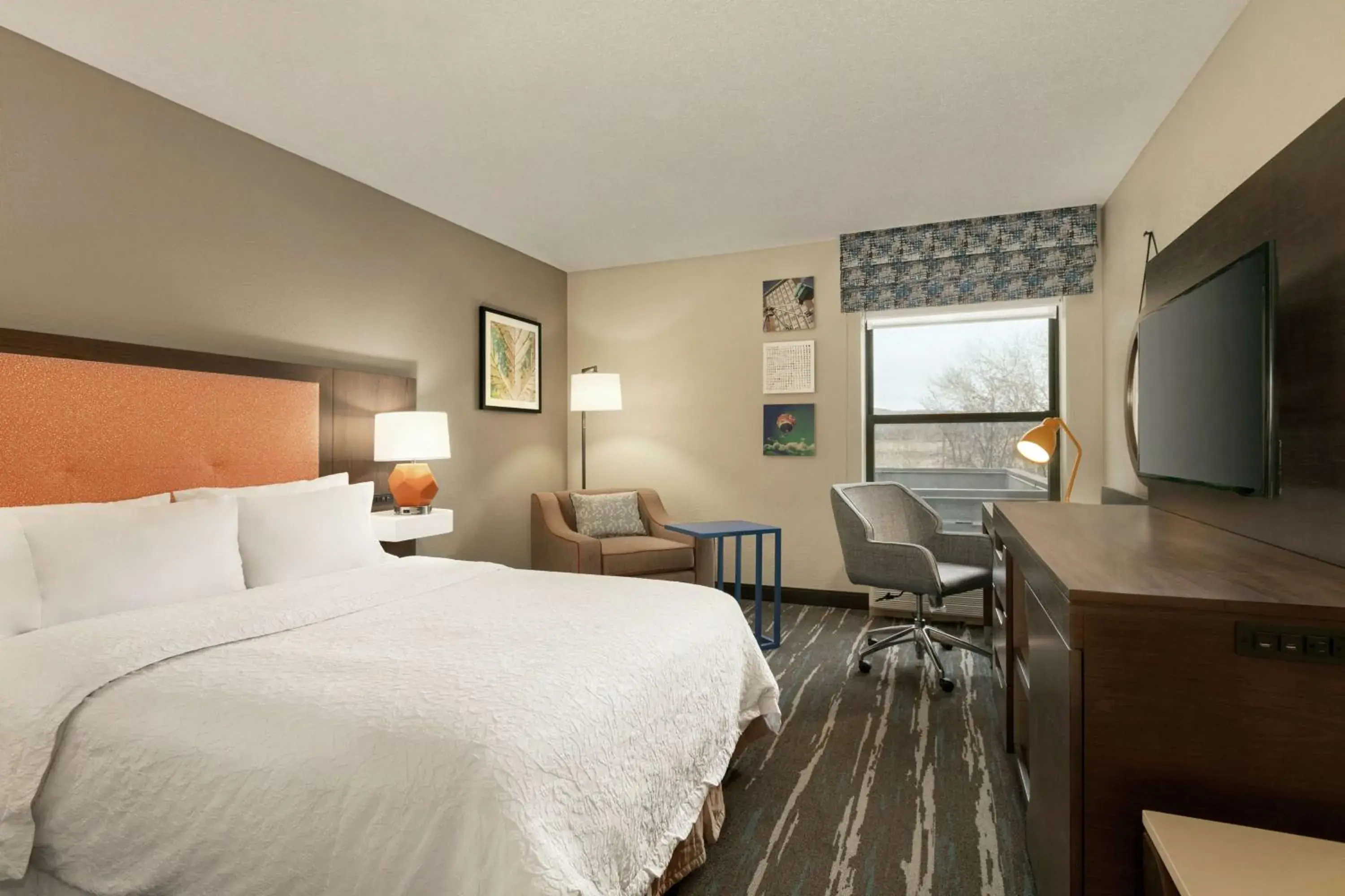 Queen Room - Non-Smoking in Hampton Inn Binghamton/Johnson City Queen Room - Non-Smoking in Hampton Inn Binghamton/Johnson City