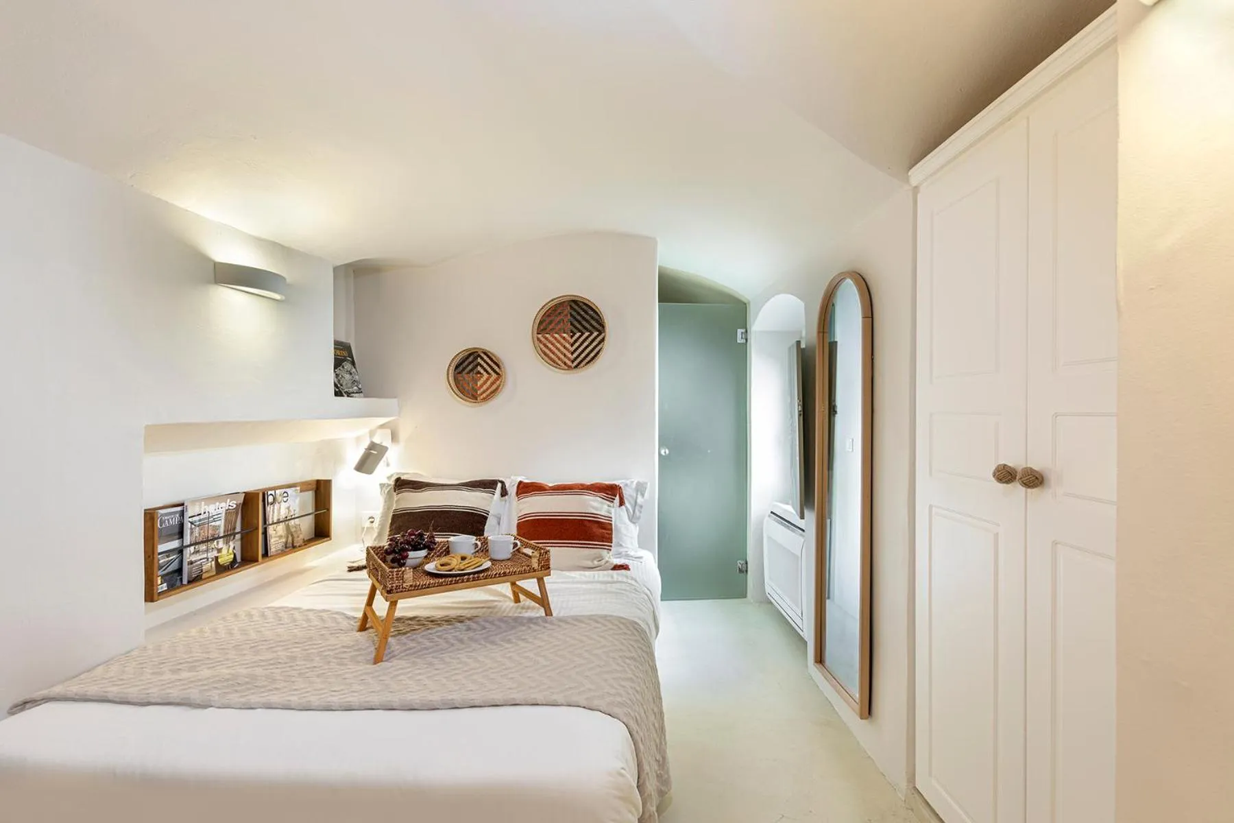 Bedroom, Bed in Caldera Houses Oia