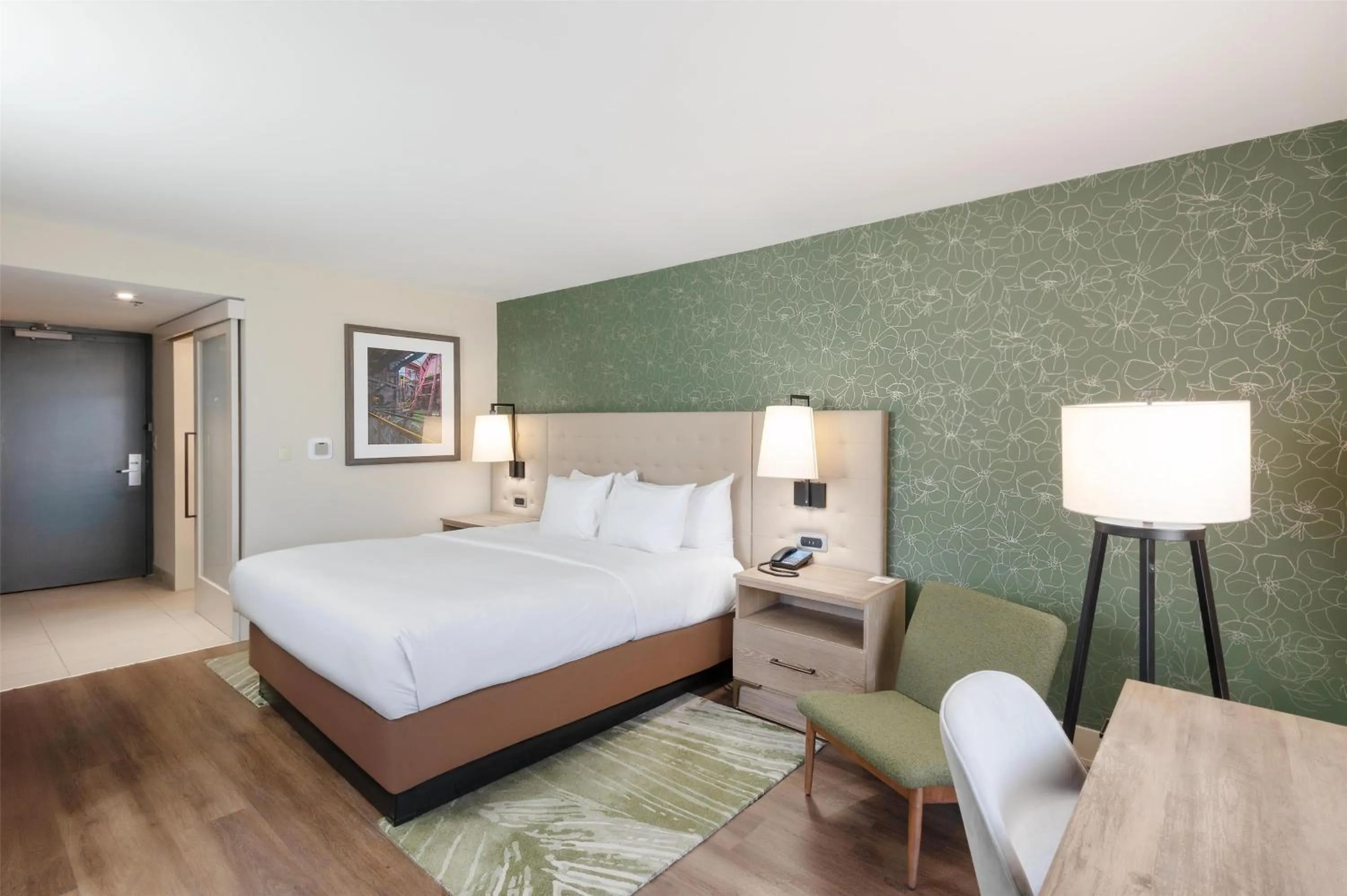 Bed in Hilton Birmingham Downtown at UAB