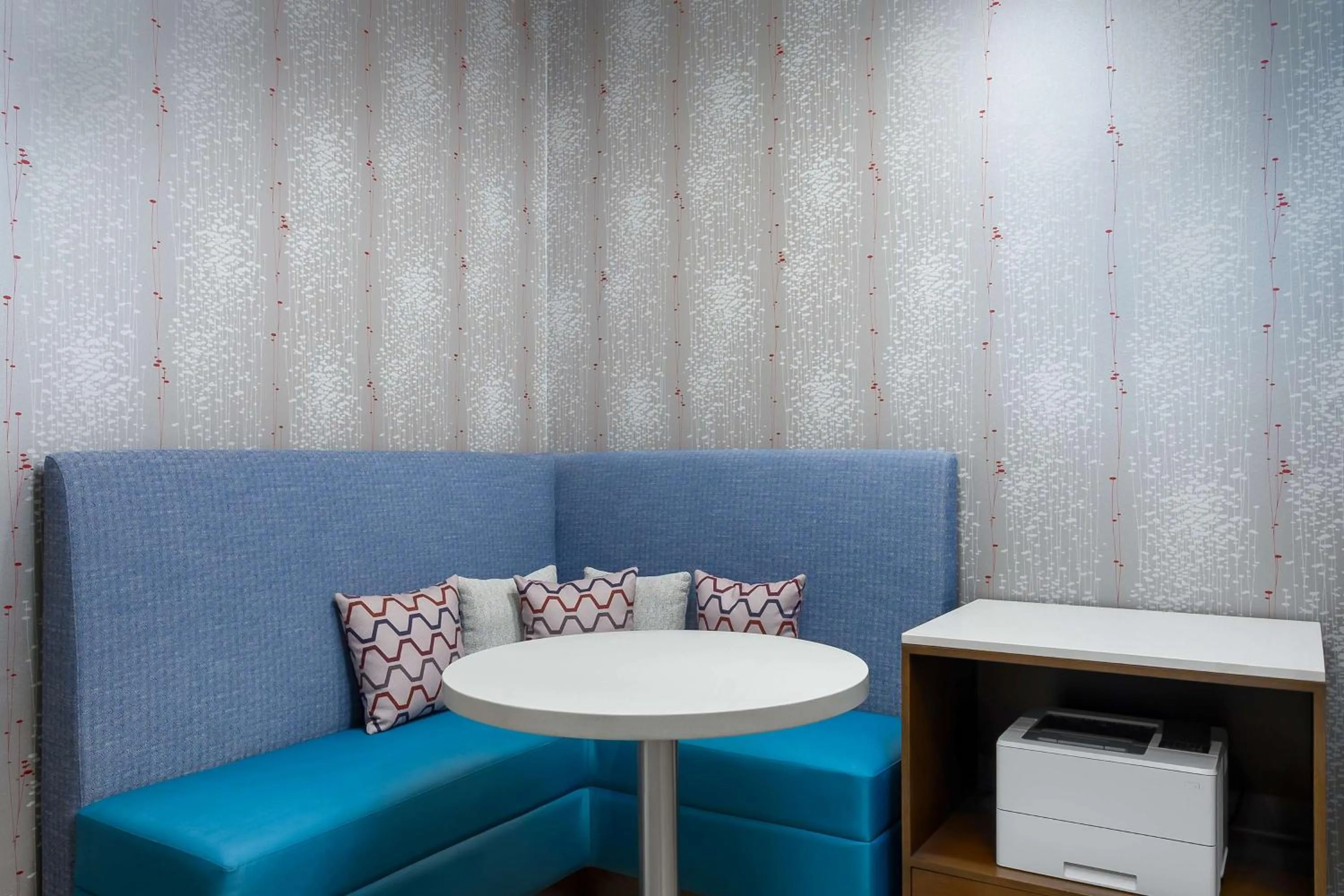 Meeting/conference room in Hampton Inn & Suites Birmingham-Pelham - I-65