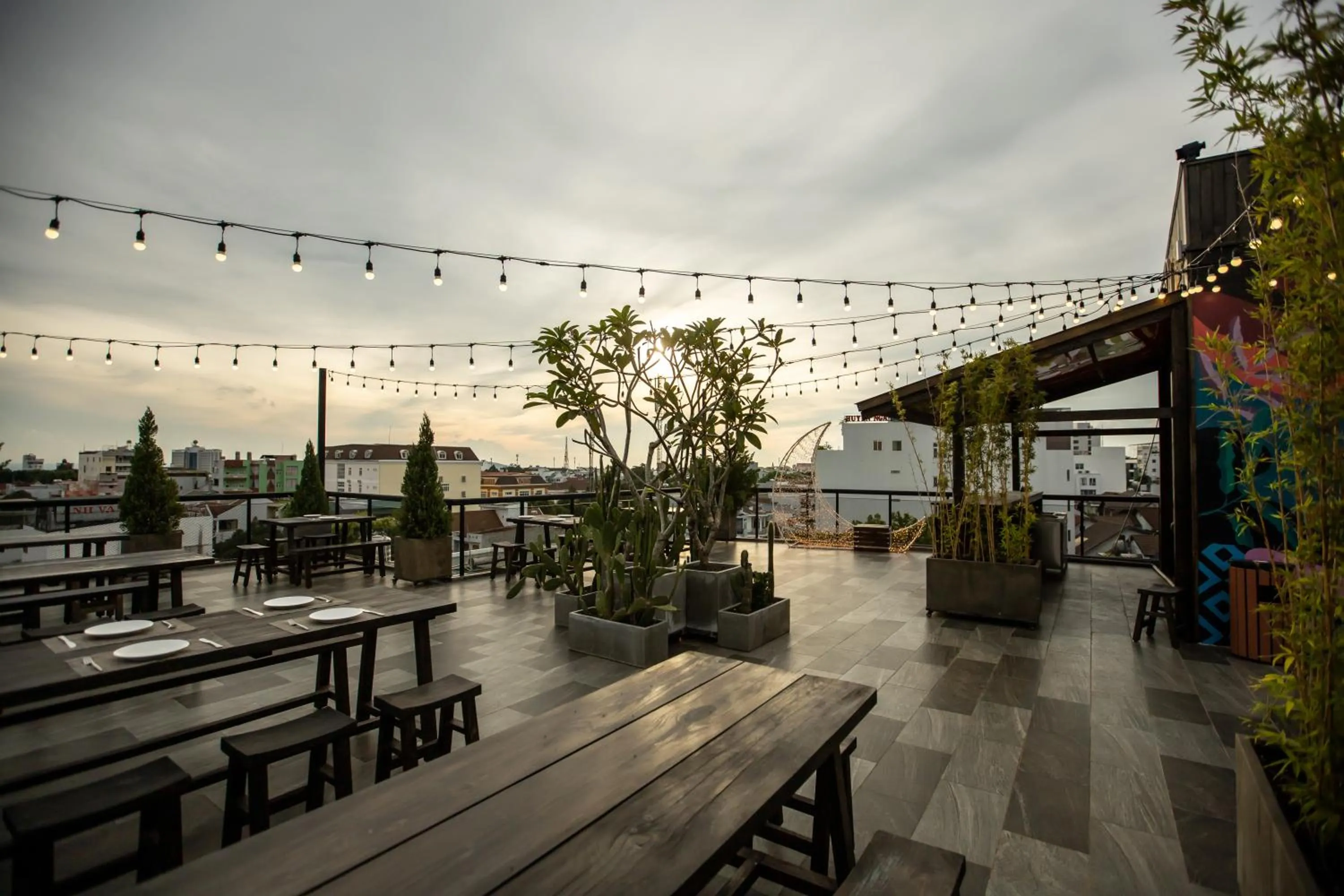 Restaurant/places to eat in Thanh Mai Hotel