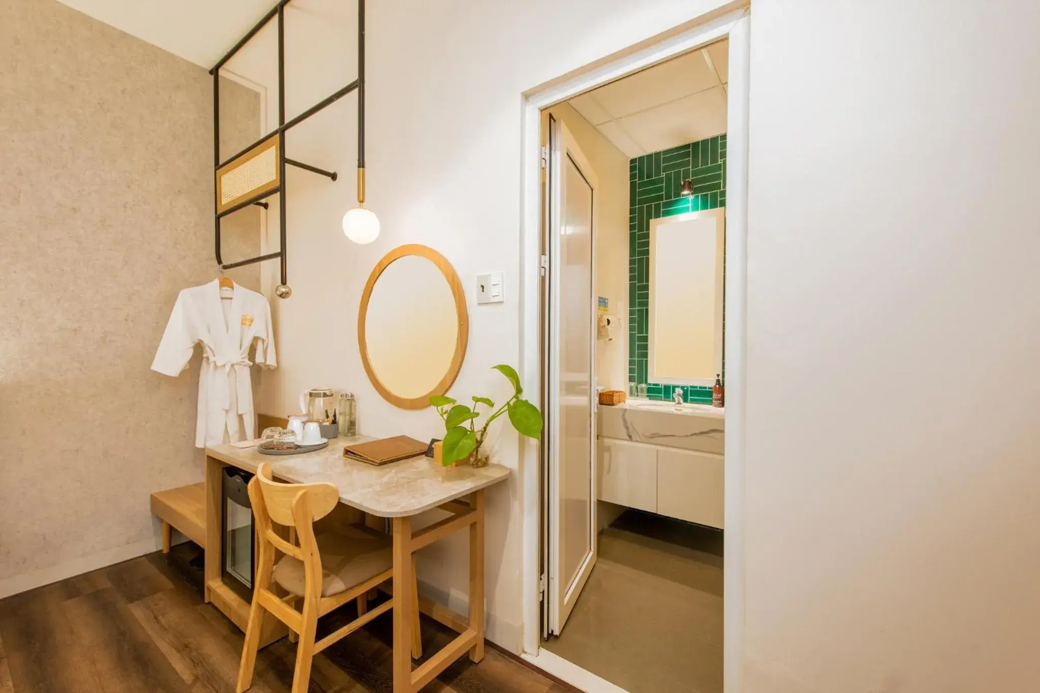 Standard Double or Twin Room in Thanh Mai Hotel Standard Double or Twin Room in Thanh Mai Hotel