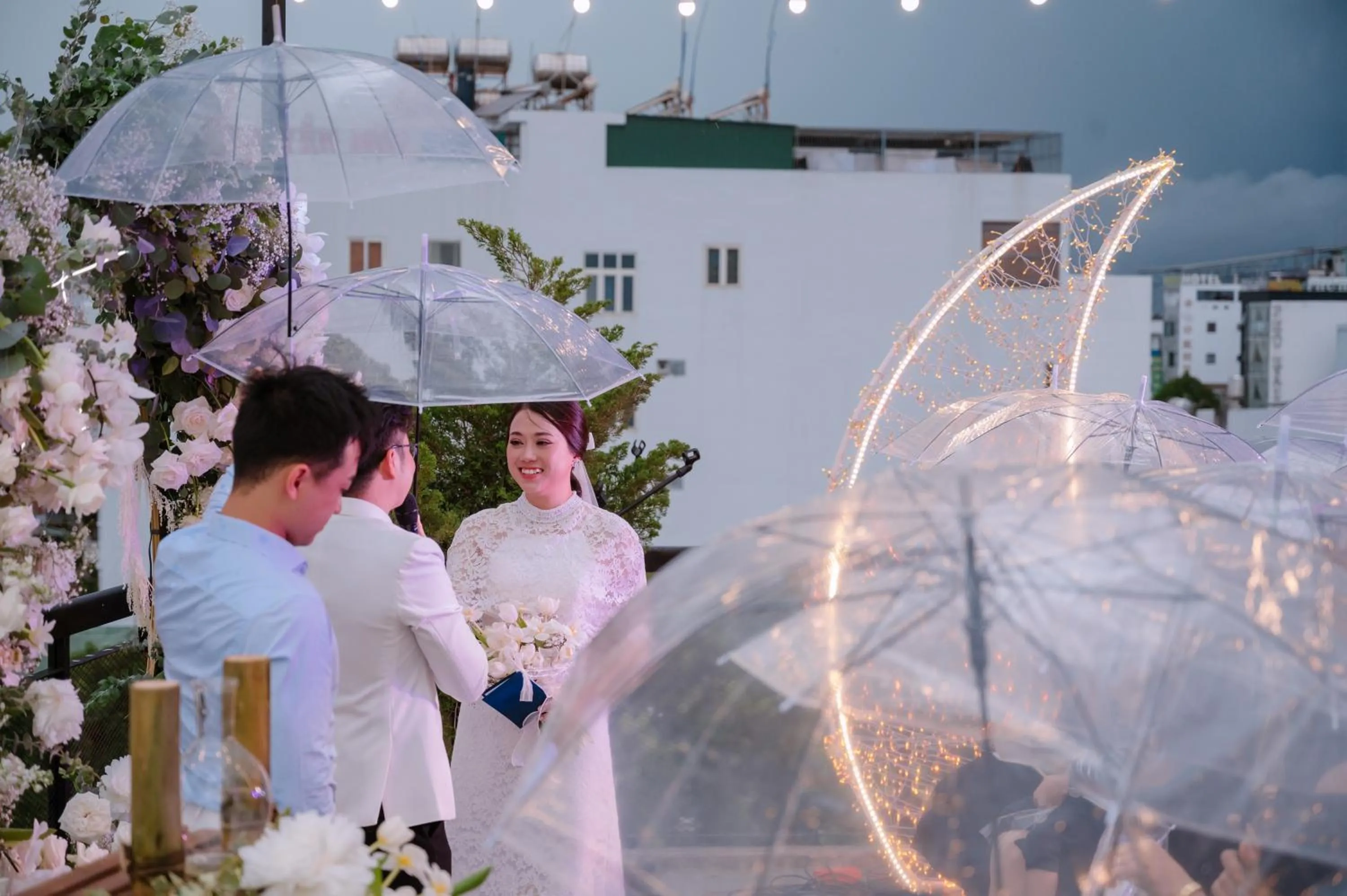 People in Thanh Mai Hotel