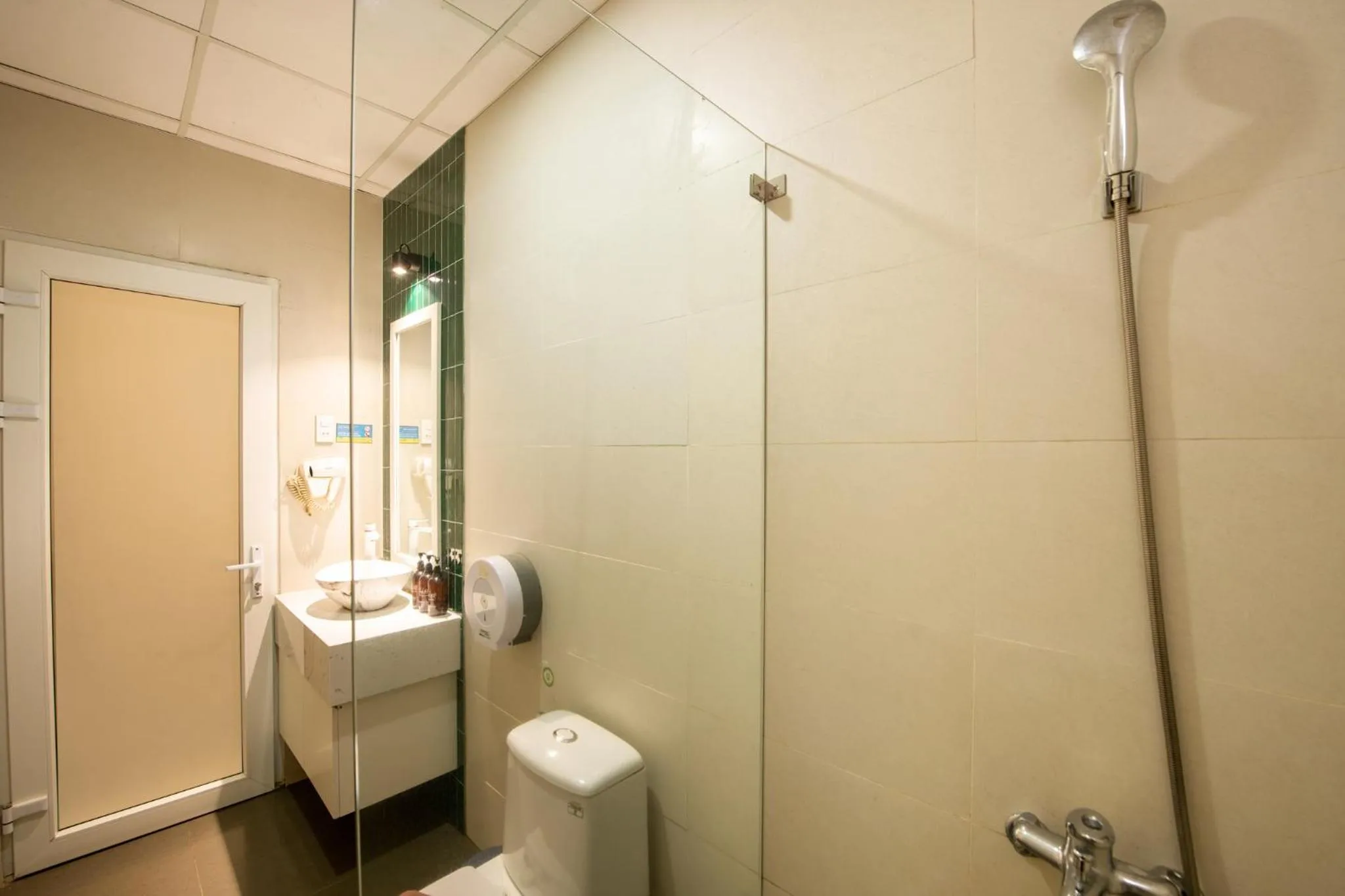 Shower in Thanh Mai Hotel