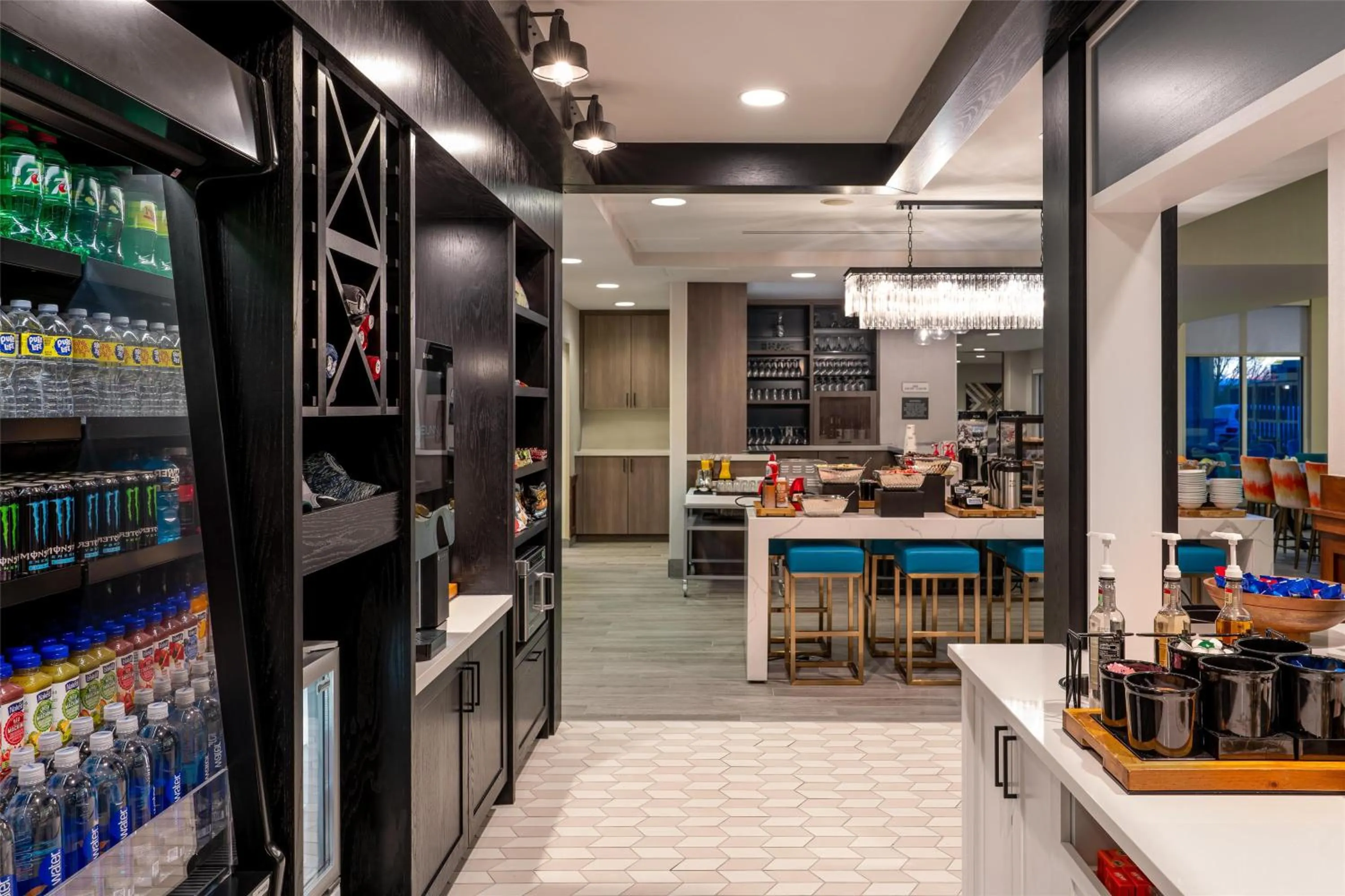 Restaurant/places to eat in Hilton Garden Inn Billings