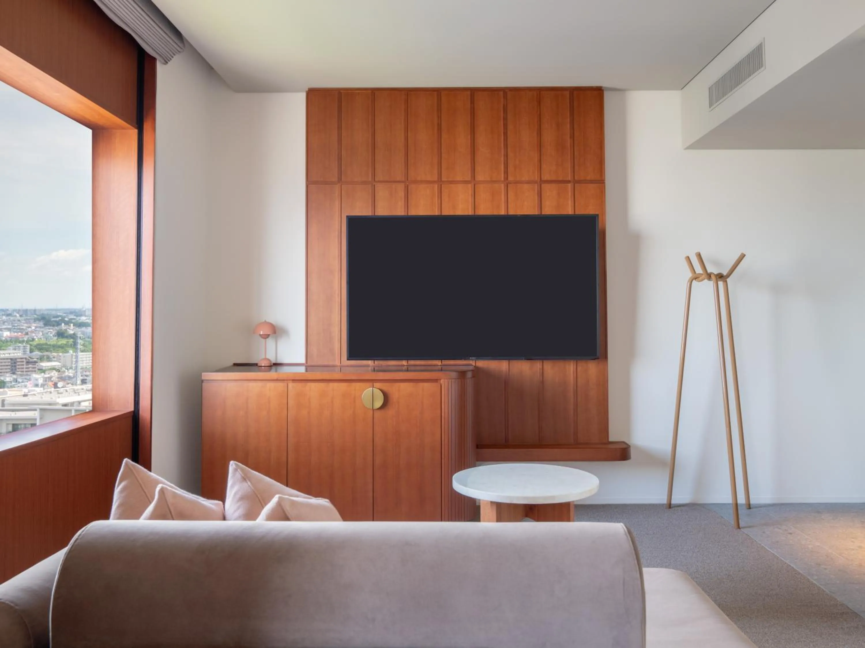 Photo of the whole room in The Mark Grand Hotel