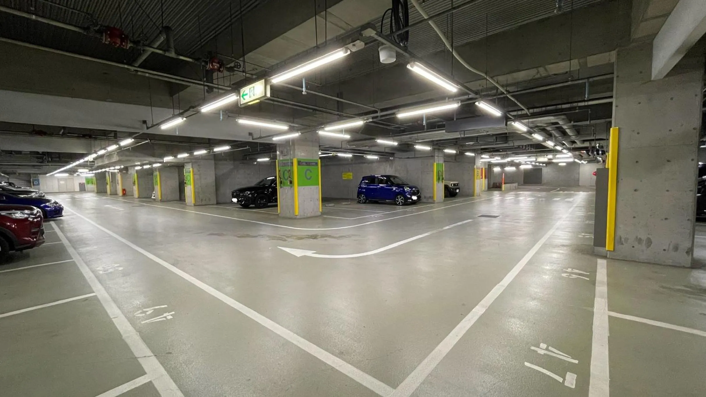 Parking in The Mark Grand Hotel