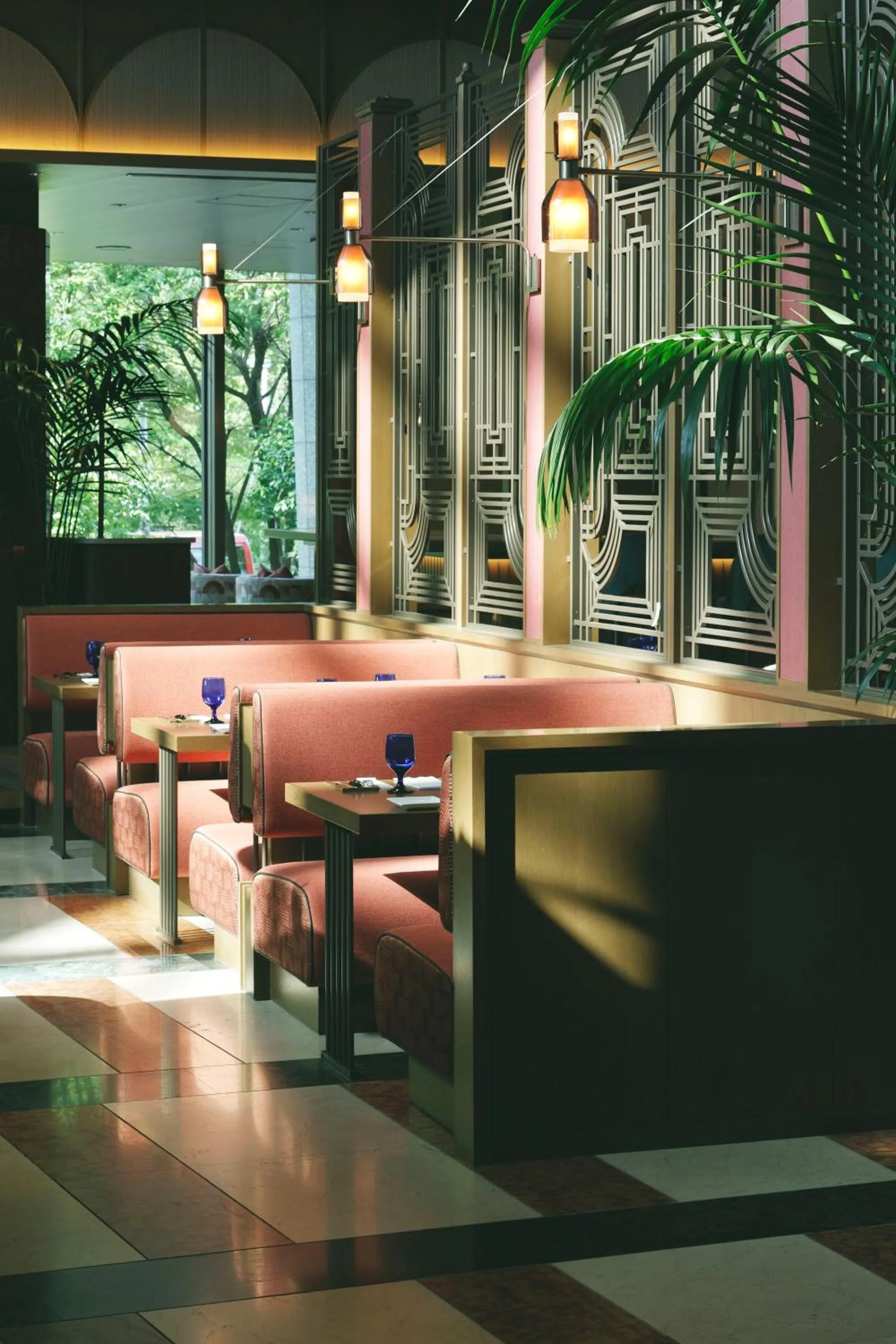 Restaurant/places to eat in The Mark Grand Hotel