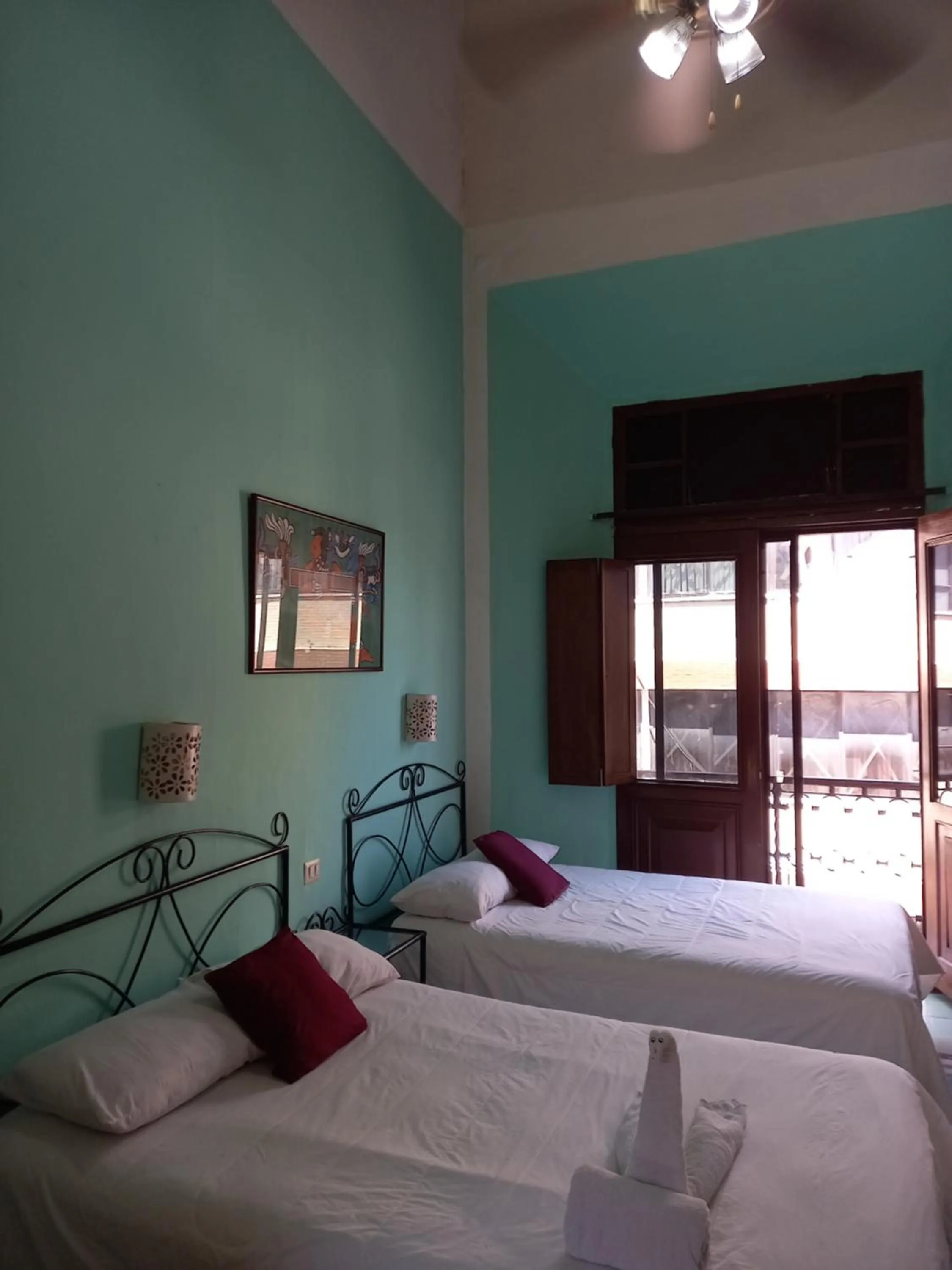 Photo of the whole room, Bed in Hotel Reforma