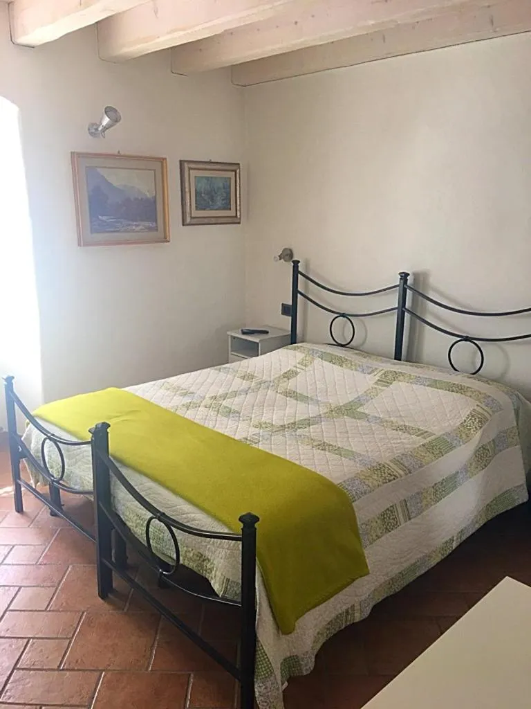 Bed in B&B El Piastrol