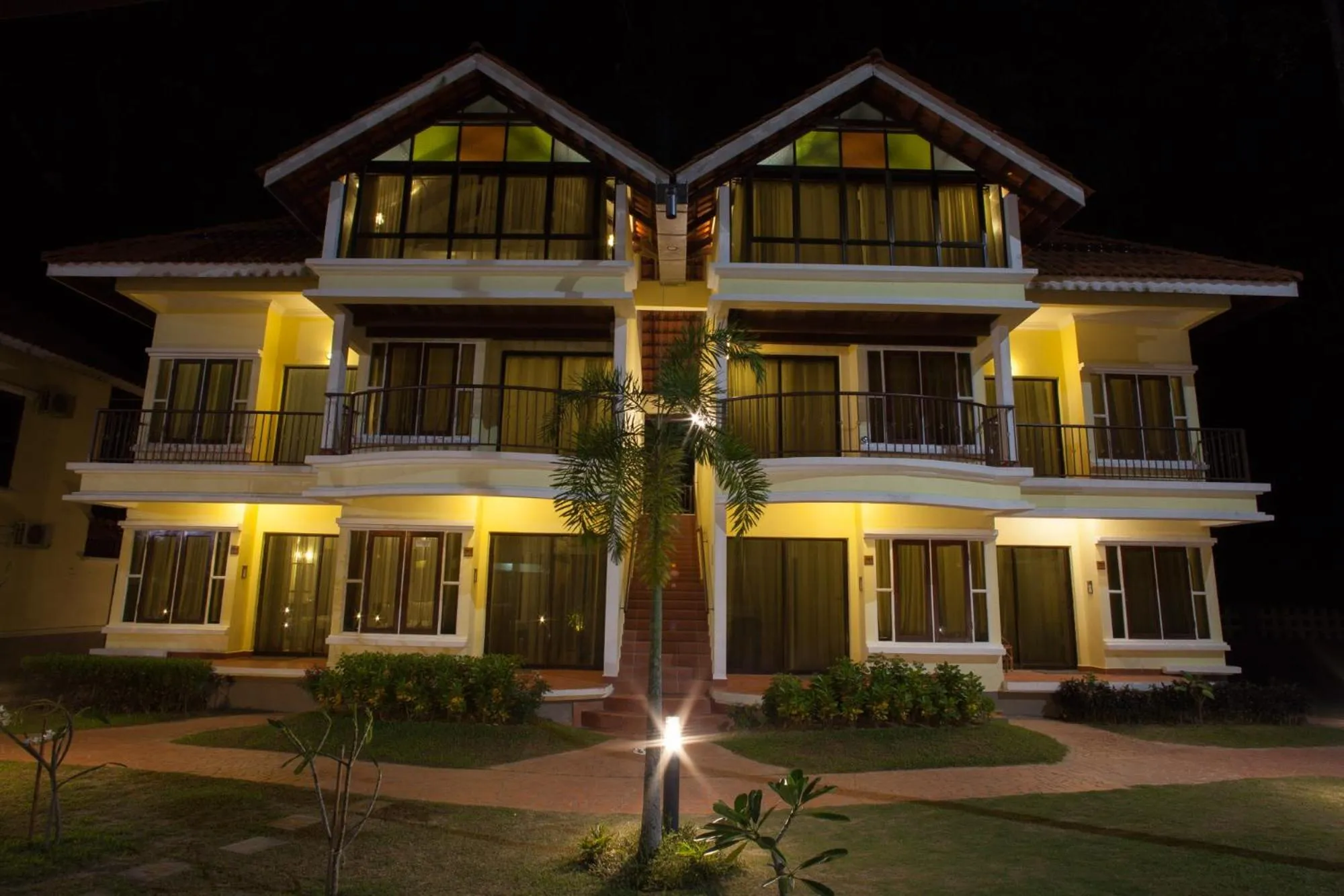 Anjungan Beach Resort